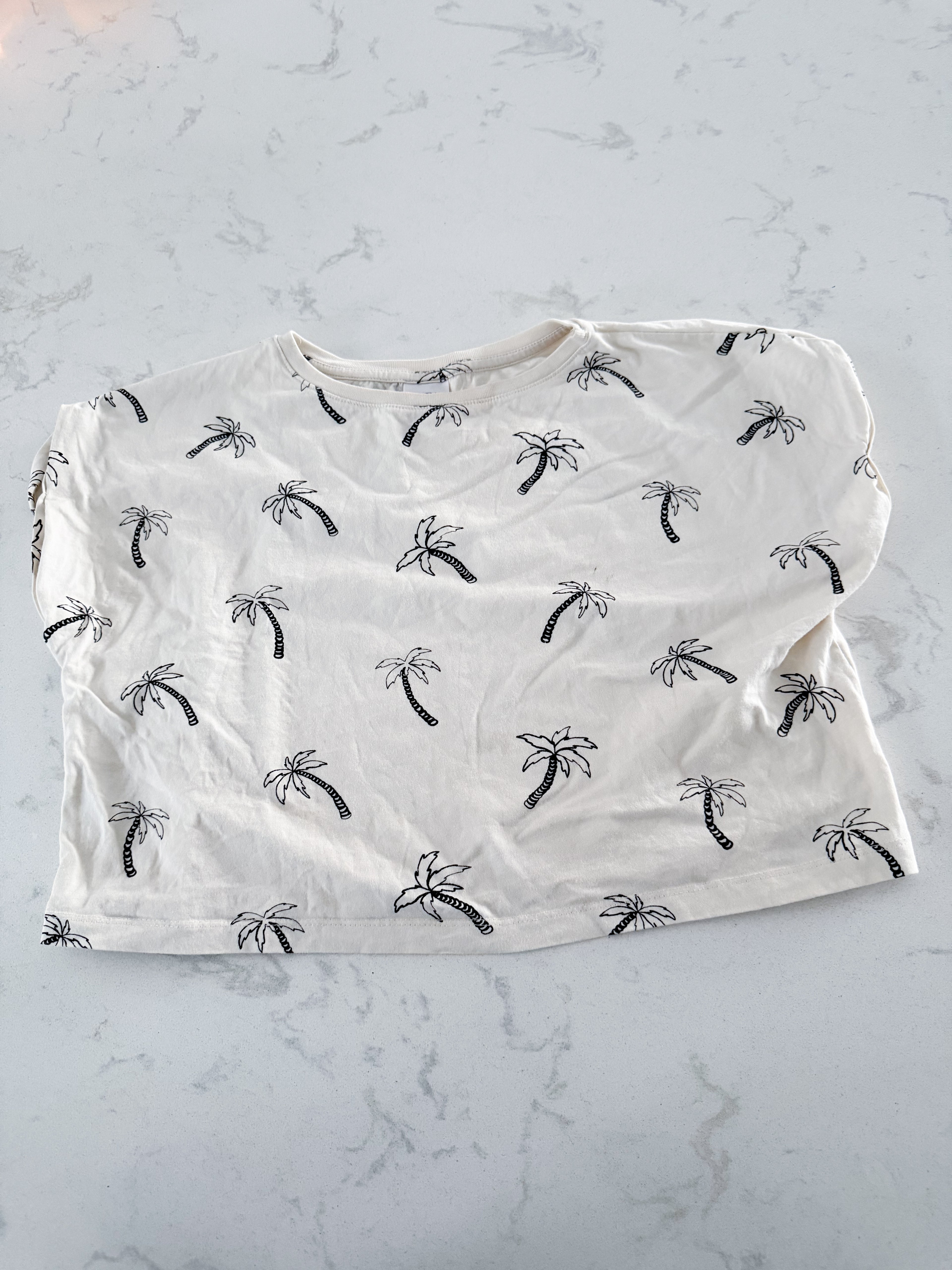 Zara- 11-12Y- PLAY- light beige crop shirt with black palm trees