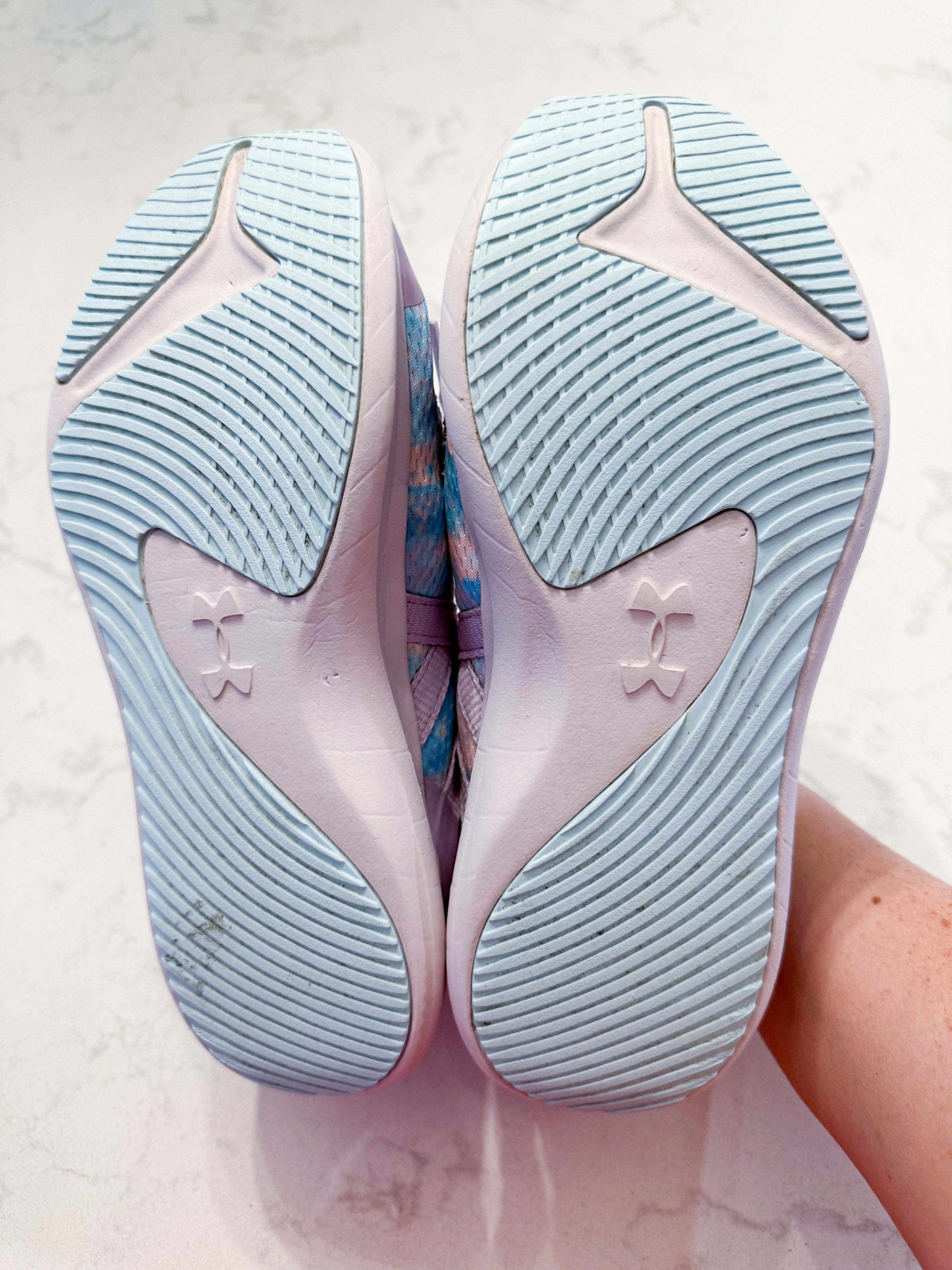 Under Armour- 4.5Y- VGUC- light purple lace up sneakers