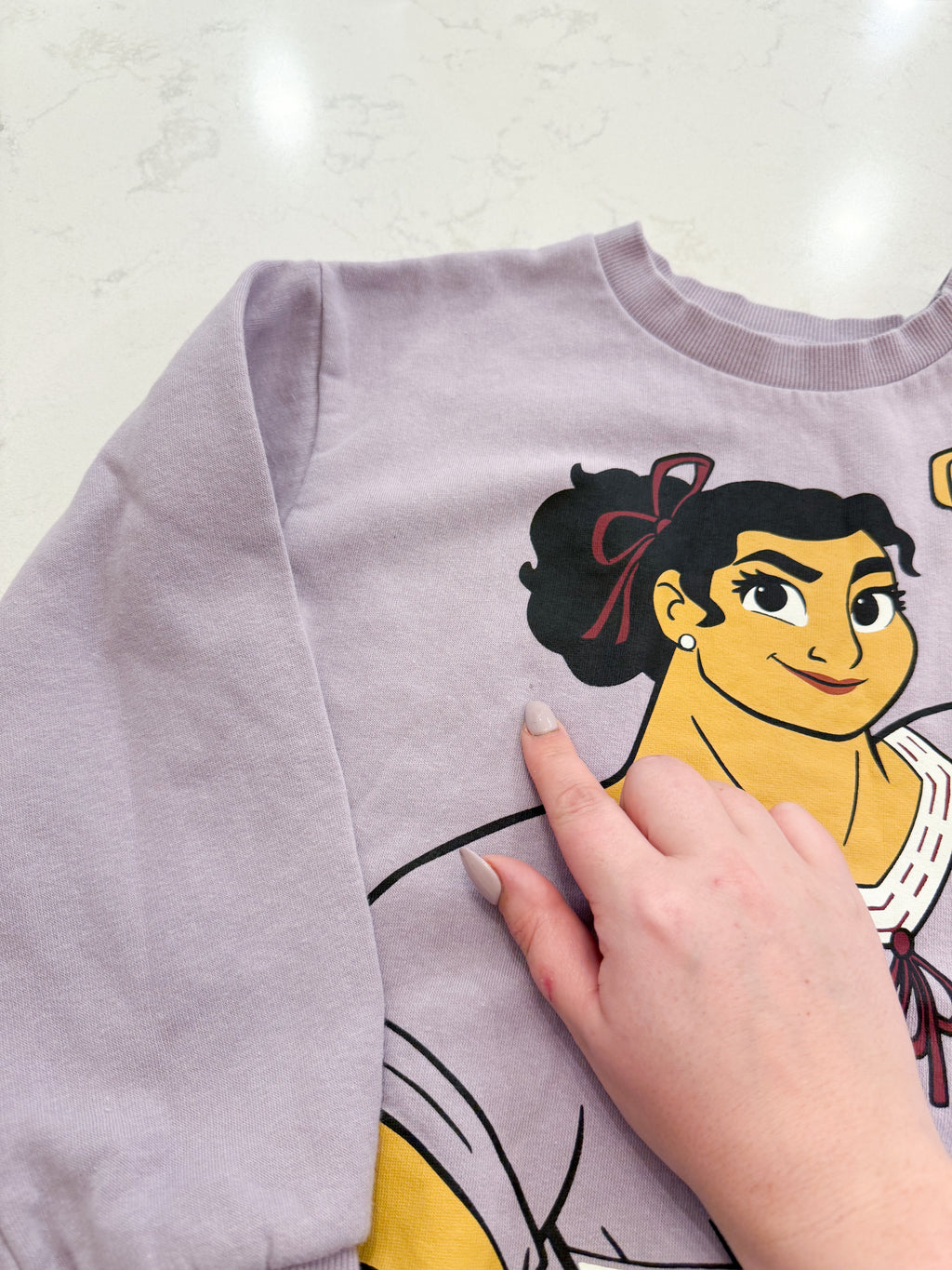 H&M- 6/7Y- PLAY- light purple crewneck sweater with Encanto character