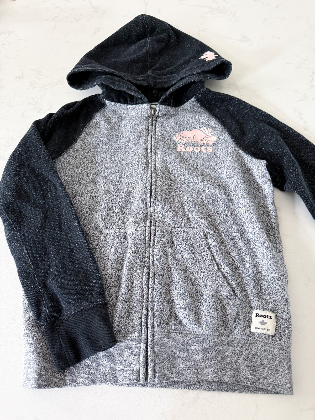 Roots- 9-10Y- VGUC- Grey and black speckled zip up hoodie with pink logo