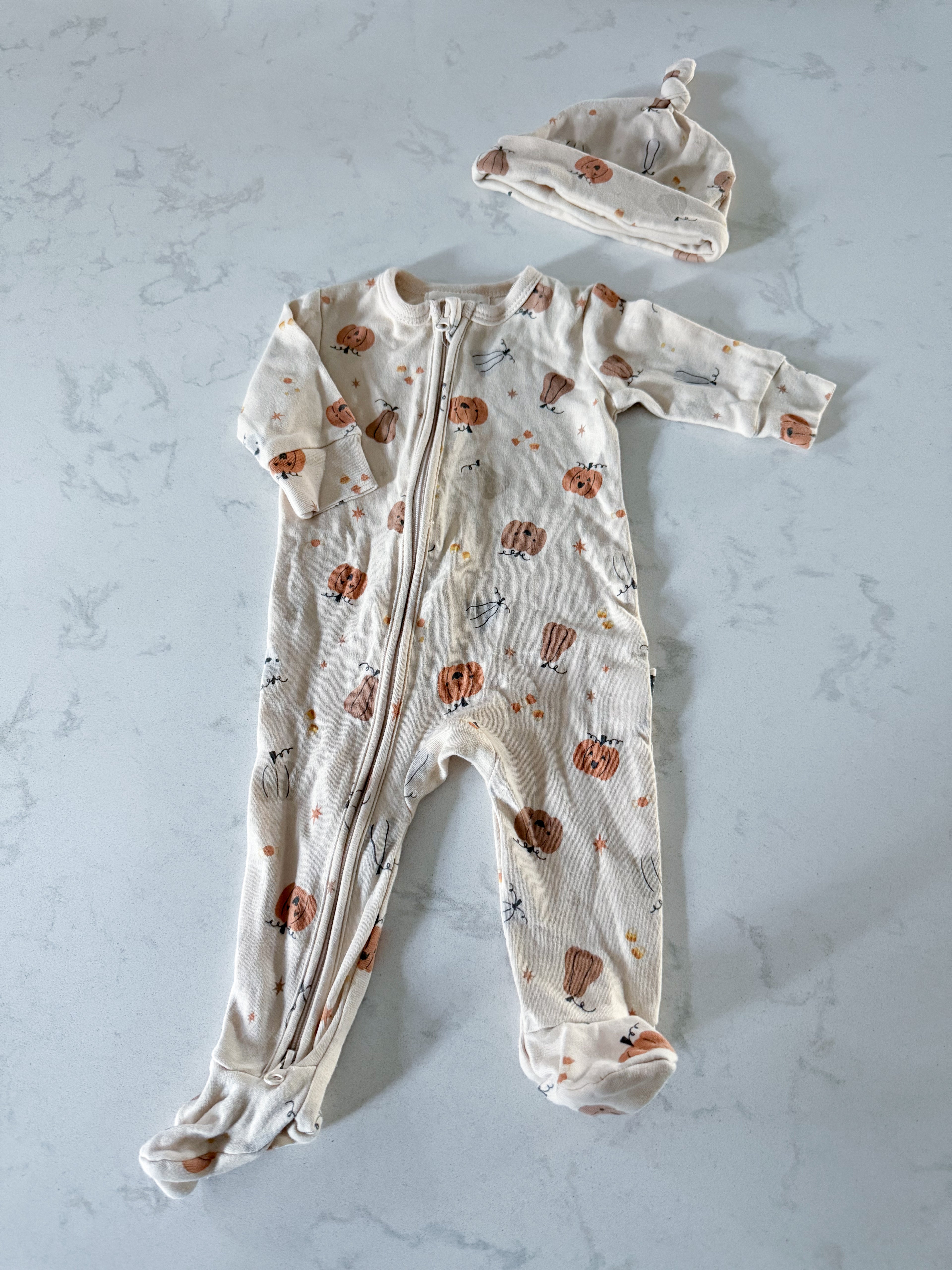 Rabbit and Bear- 0-3m- GUC- beige footie jammies Halloween with pumpkins and matching hat