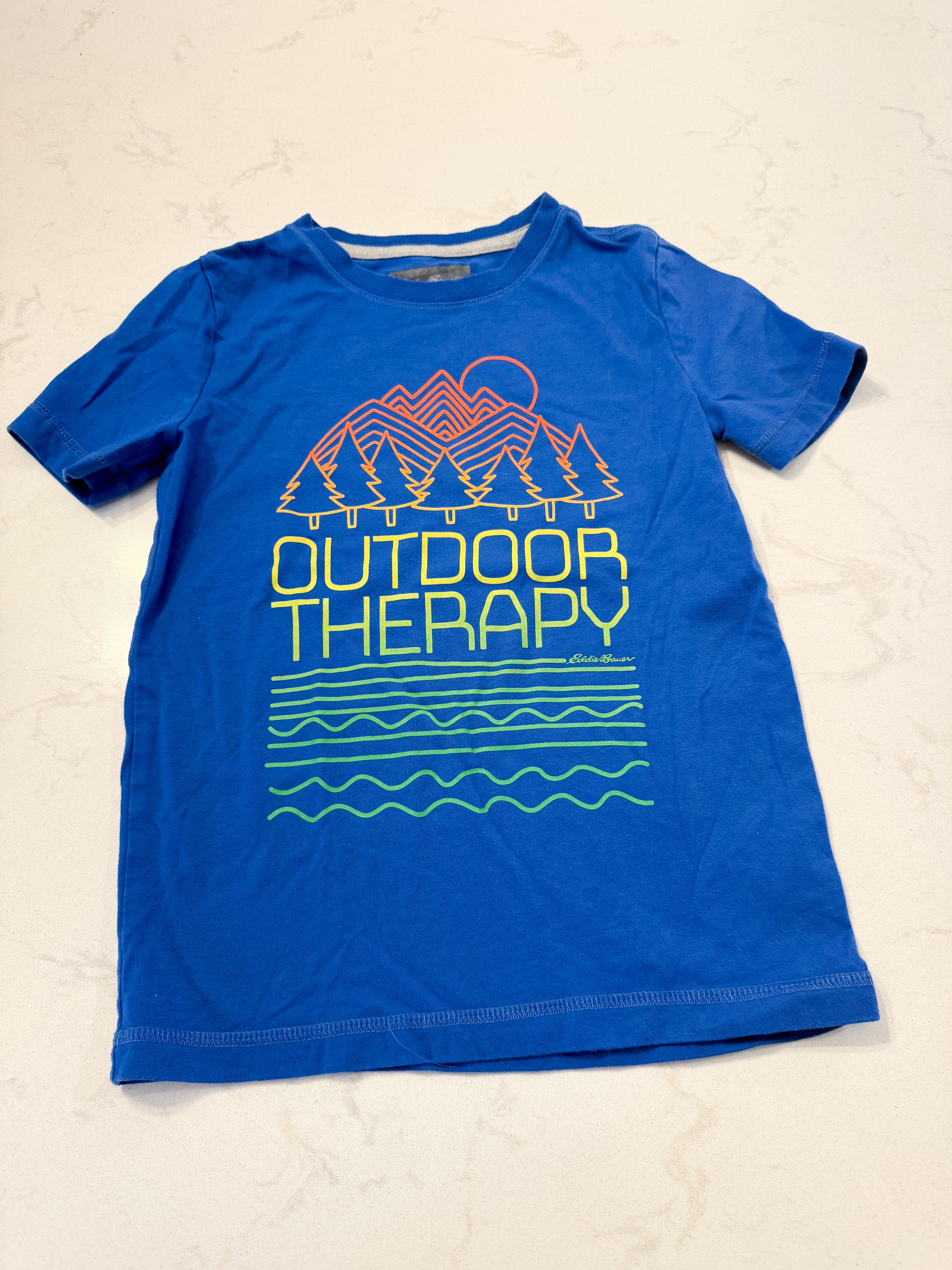Eddie Bauer- 6Y- GUC- blue T-shirt with outdoor therapy