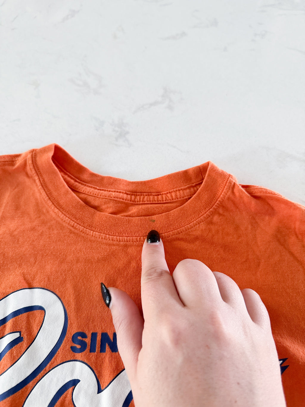 Roots- 5-6Y- PLAY- long sleeve orange shirt white writing