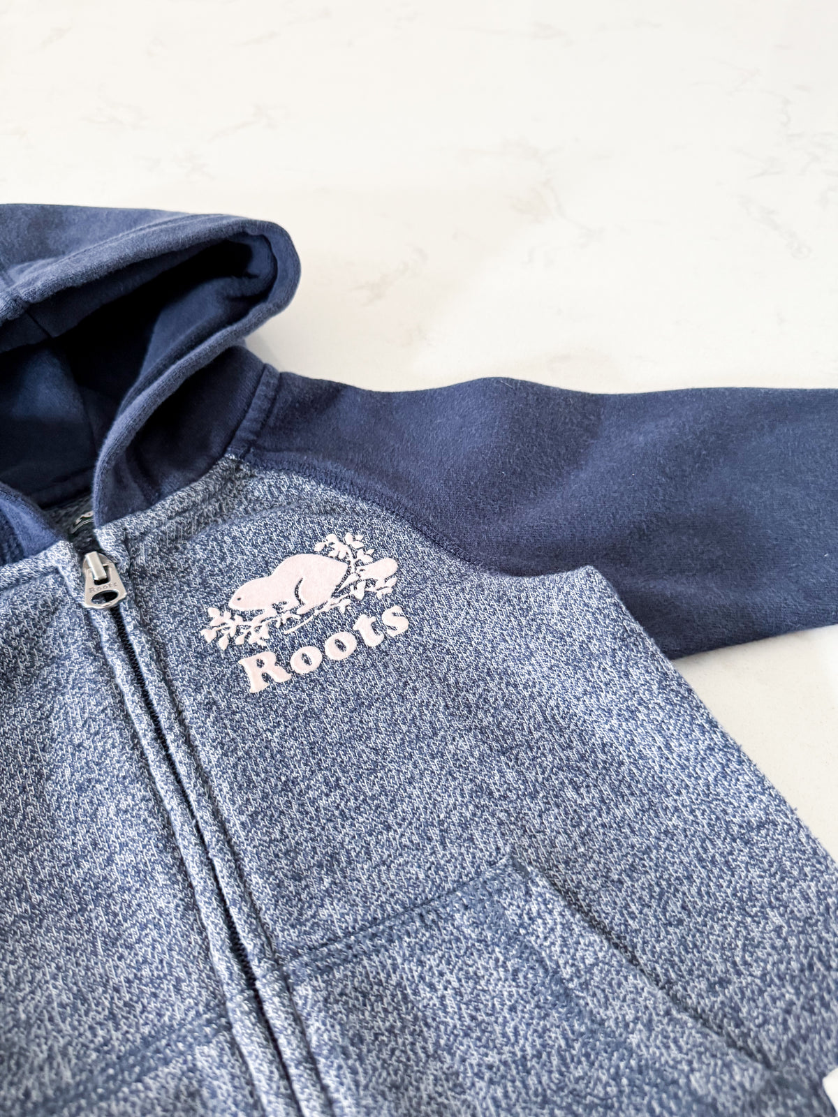 Roots- 2T- GUC- navy blue two tone speckled zip up hoodie with pink logo