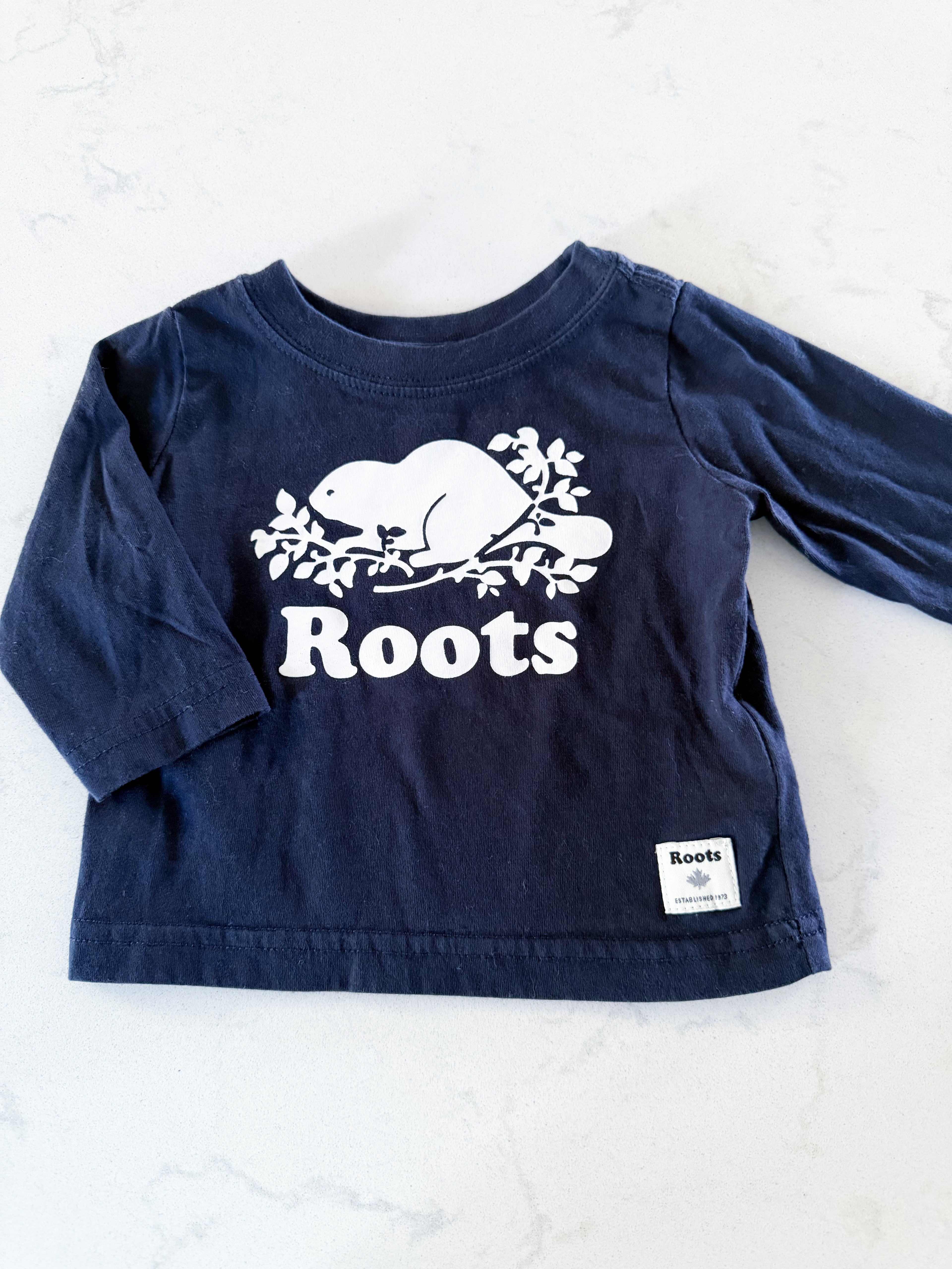 Roots- 0-3m- VGUC- long sleeve navy shirt with white logo