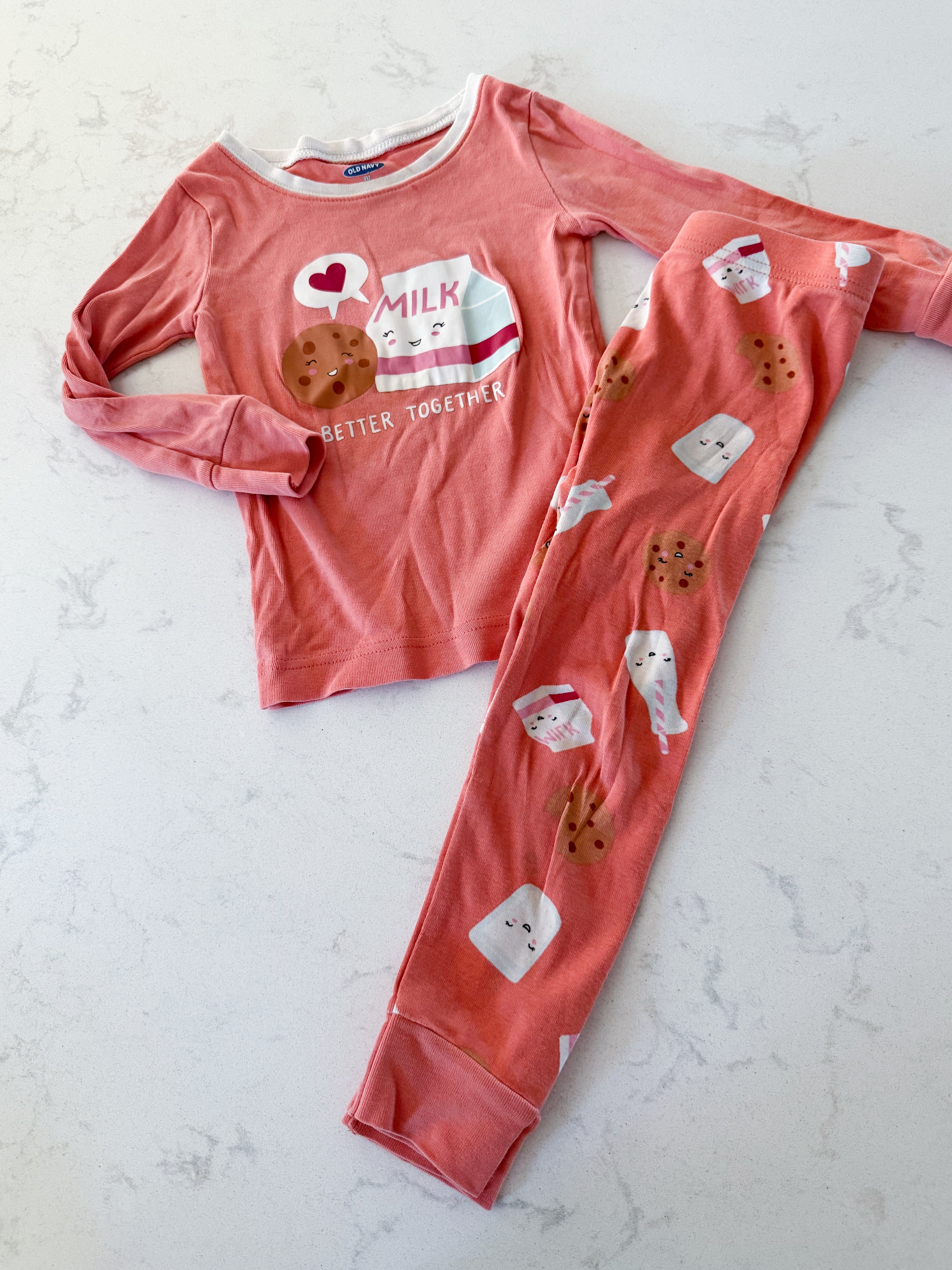 Old Navy-3T- GUC- two piece pink pajamas with milk and cookies