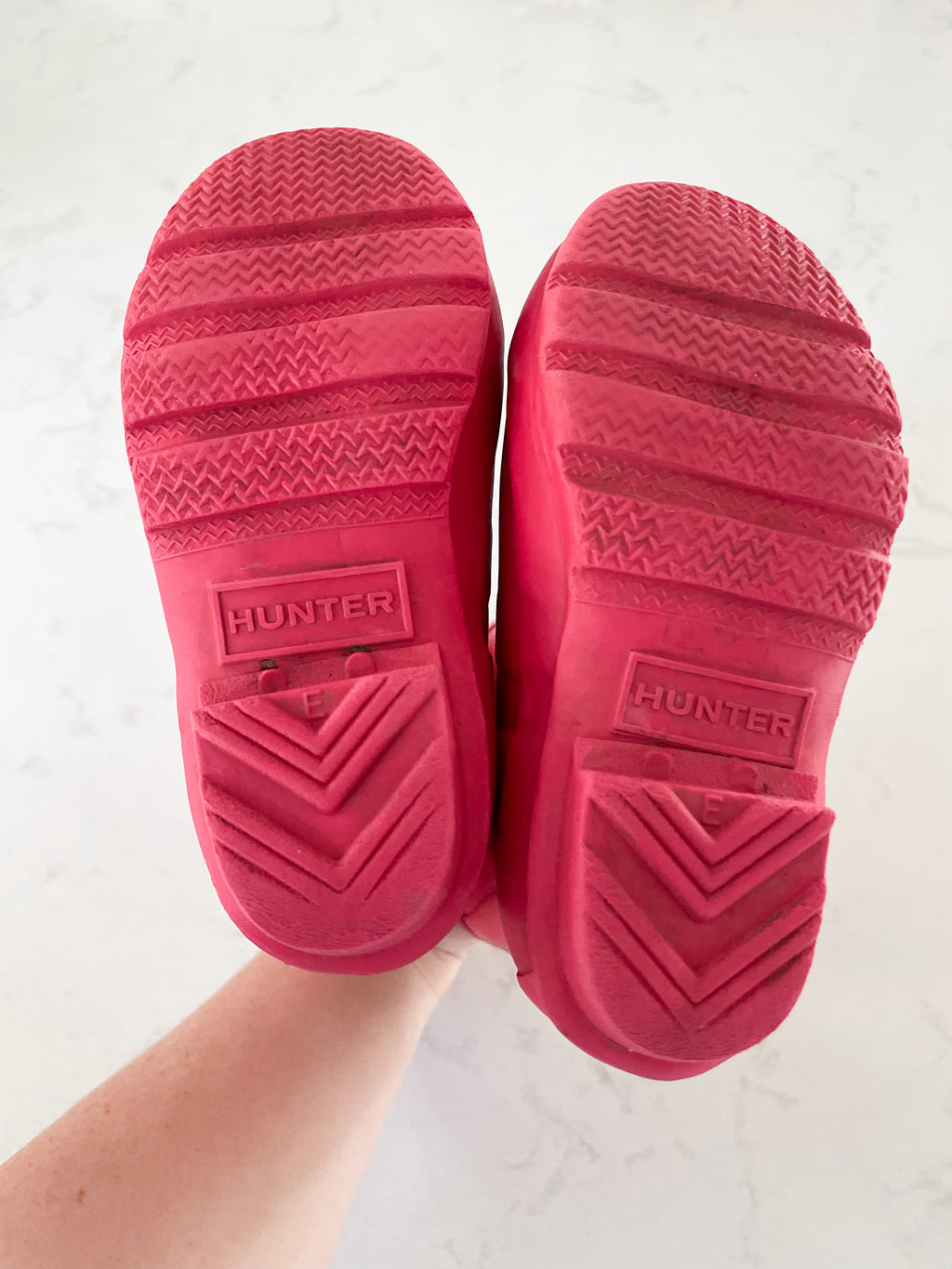 Hunter- 10C- Dark pink rain boots