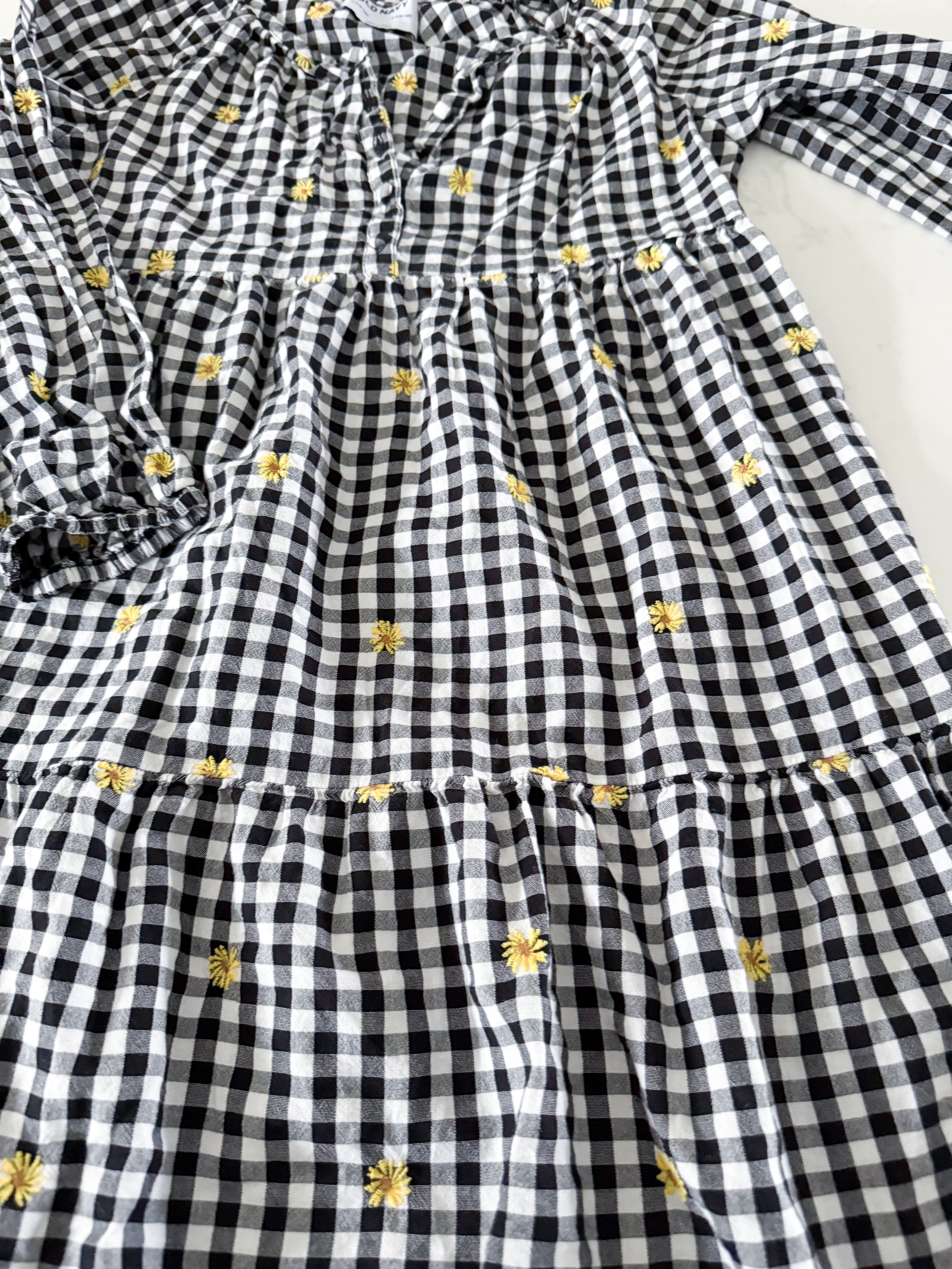 Old Navy- 10-12Y- VGUC- black and white checkered linen dress with embroidered sunflowers