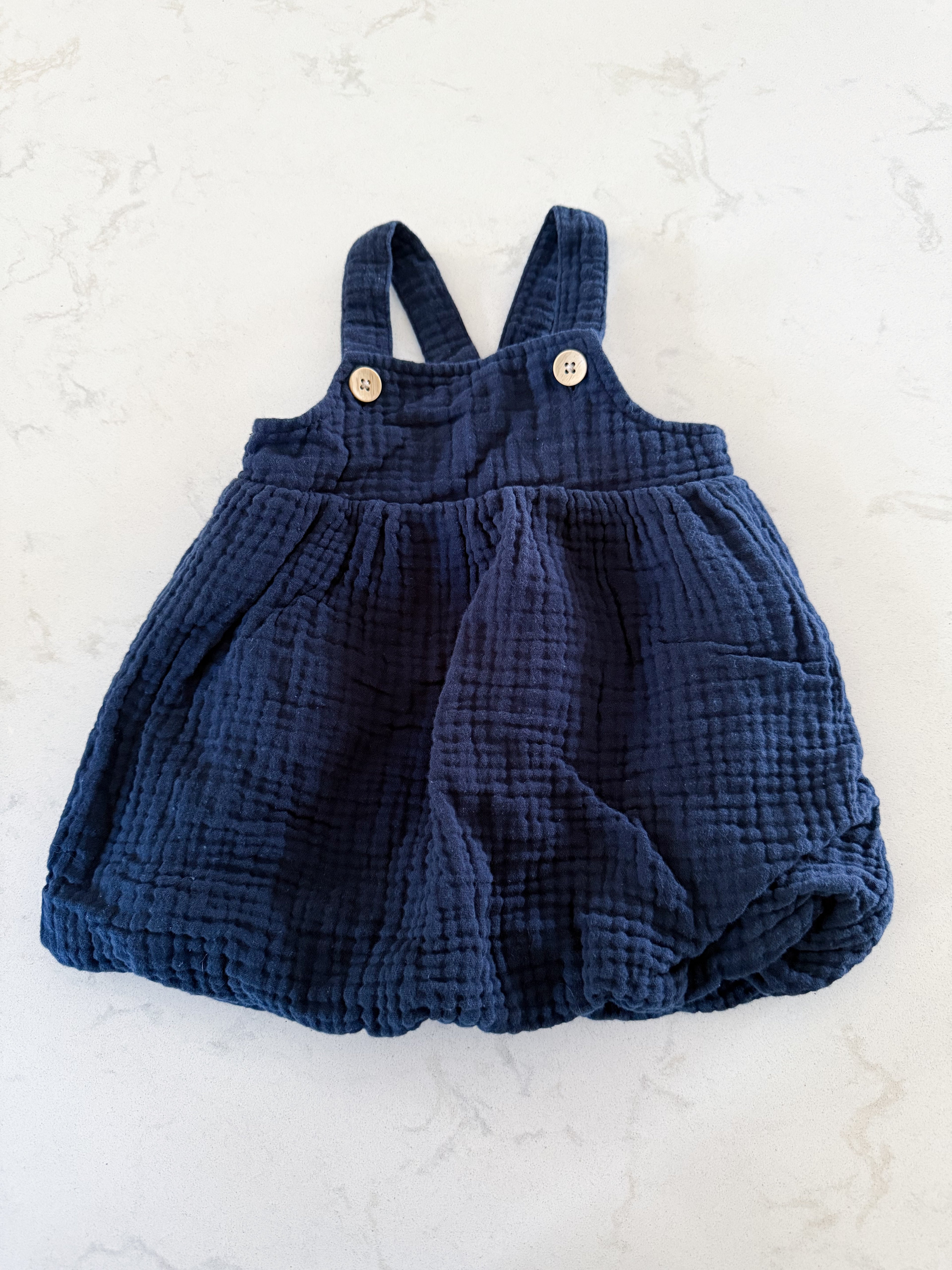 Gemo- 6m- GUC- navy muslin puffy dress