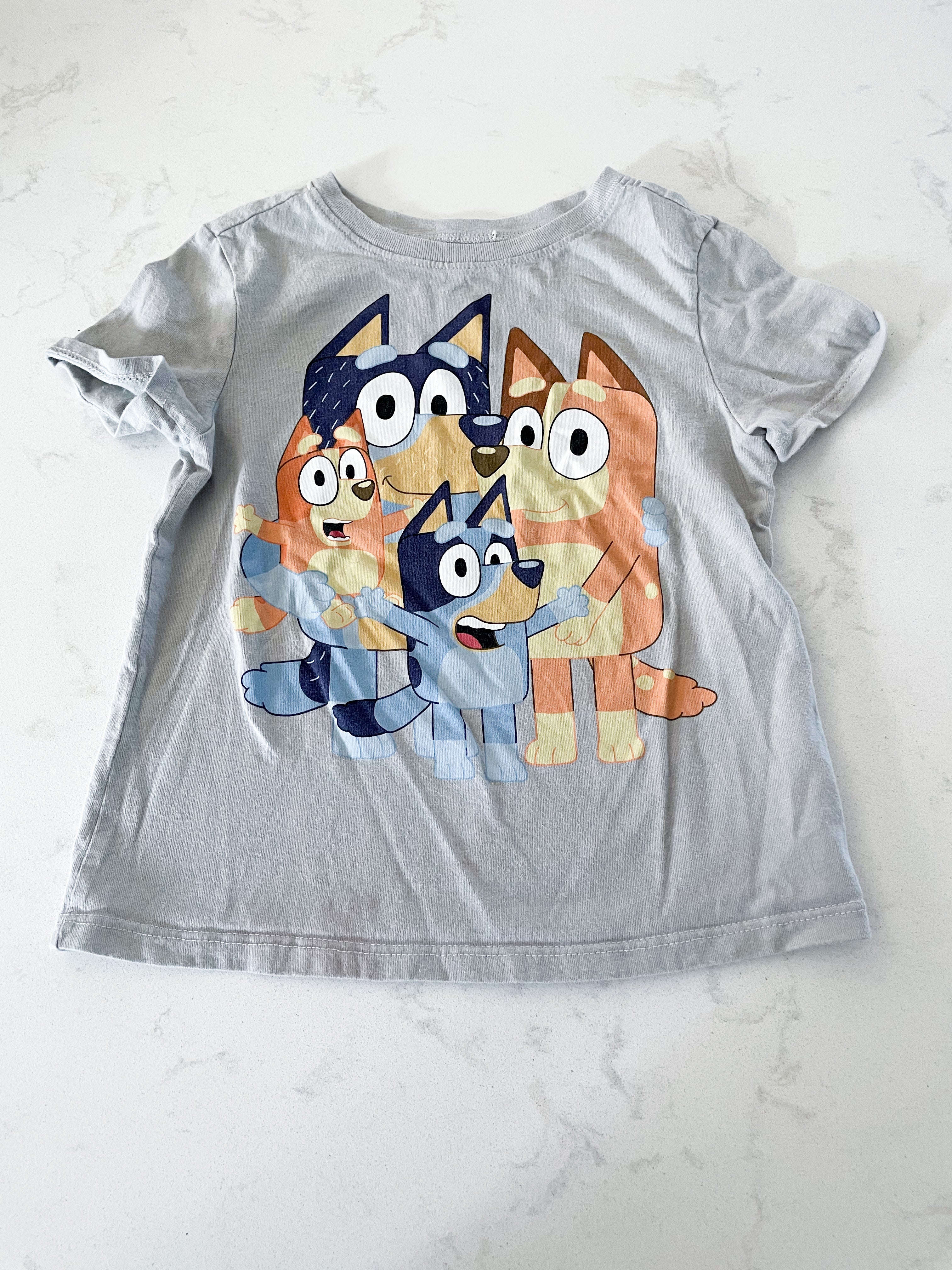 Bluey-4T-PLAY- light grey t shirt