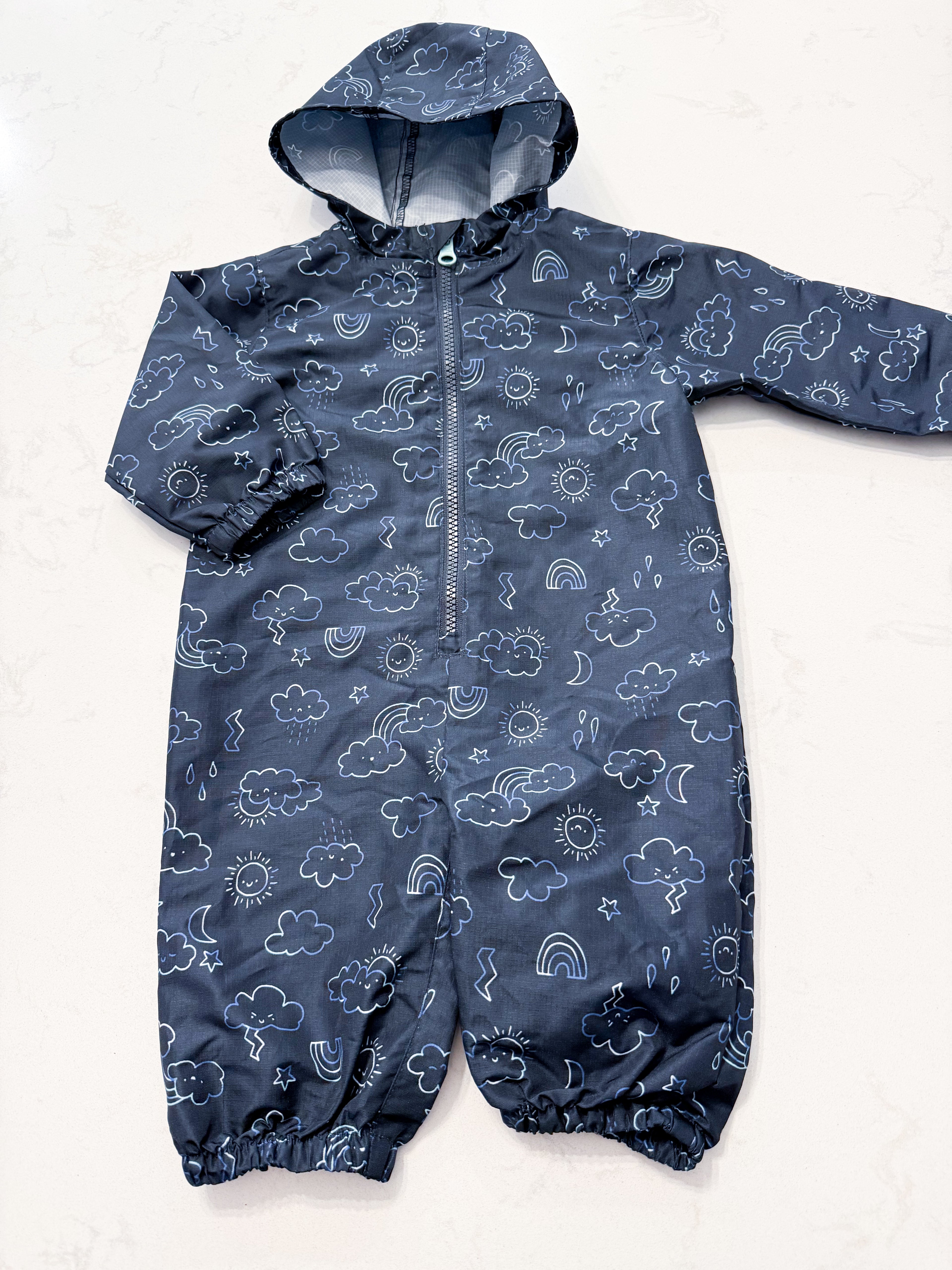 Joe Fresh- 3-6m (fits bigger)-VGUC- cloud and sun pattern thin splash suit