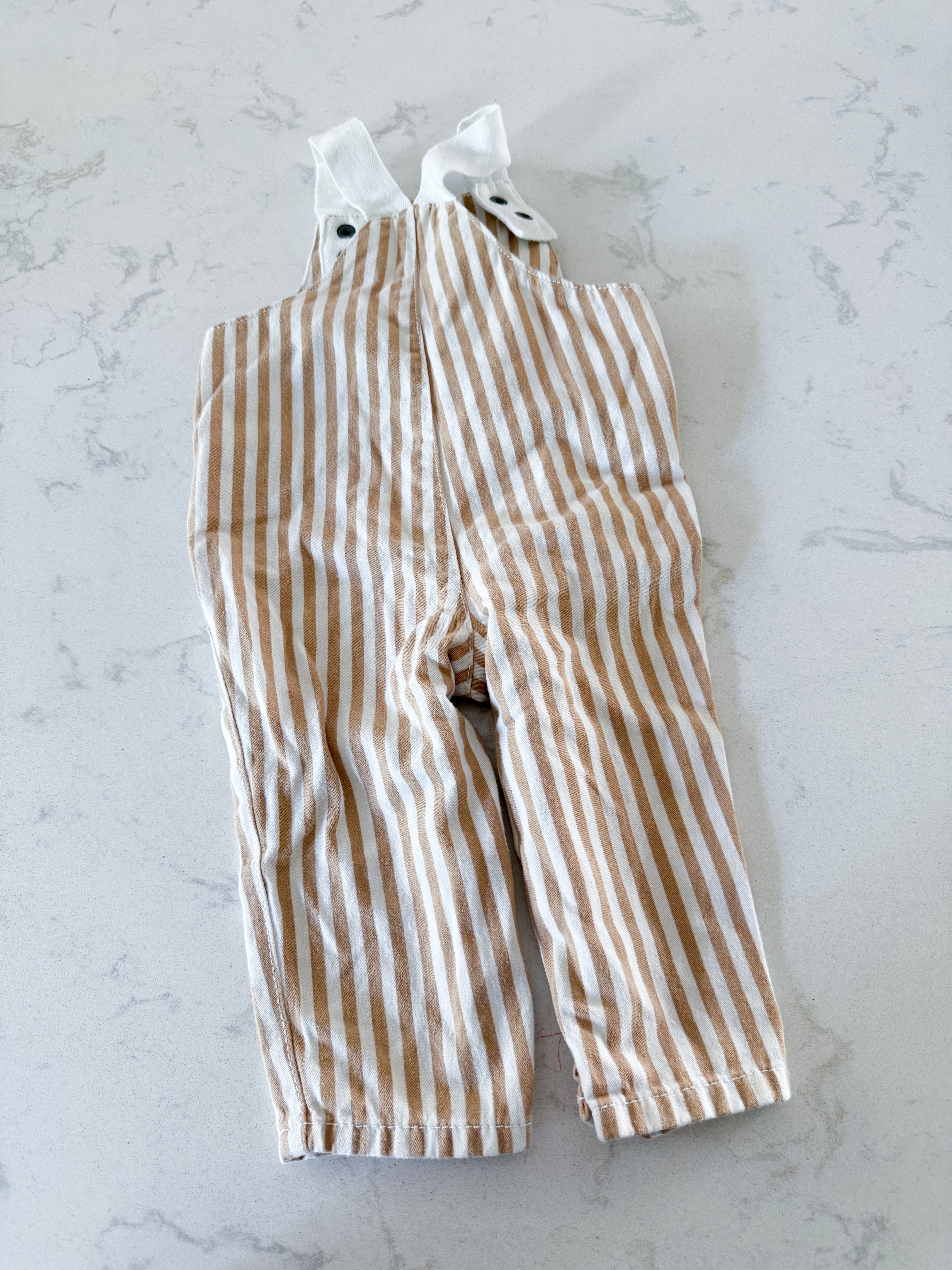 Carters- 12m- VGUC- white and brown horizontal striped overalls