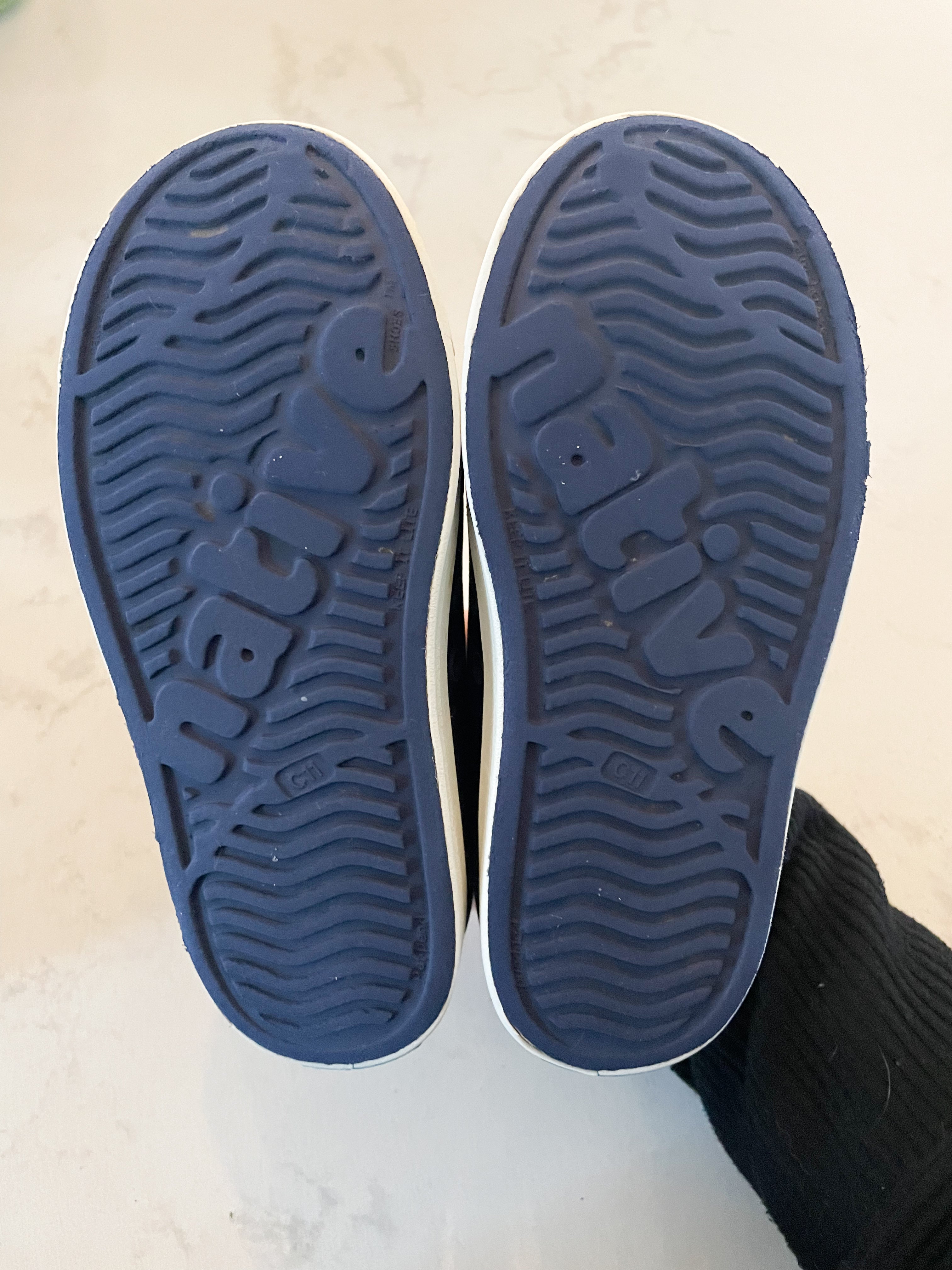 Natives- 11C- VGUC- navy blue shoes