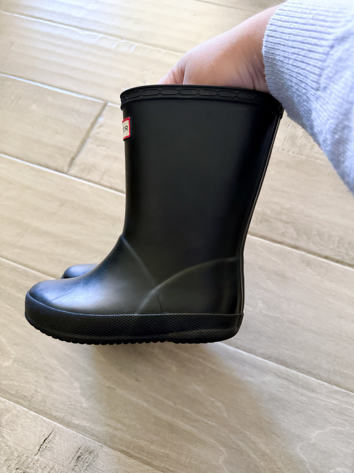 Hunter- 7C- GUC- black rain boots