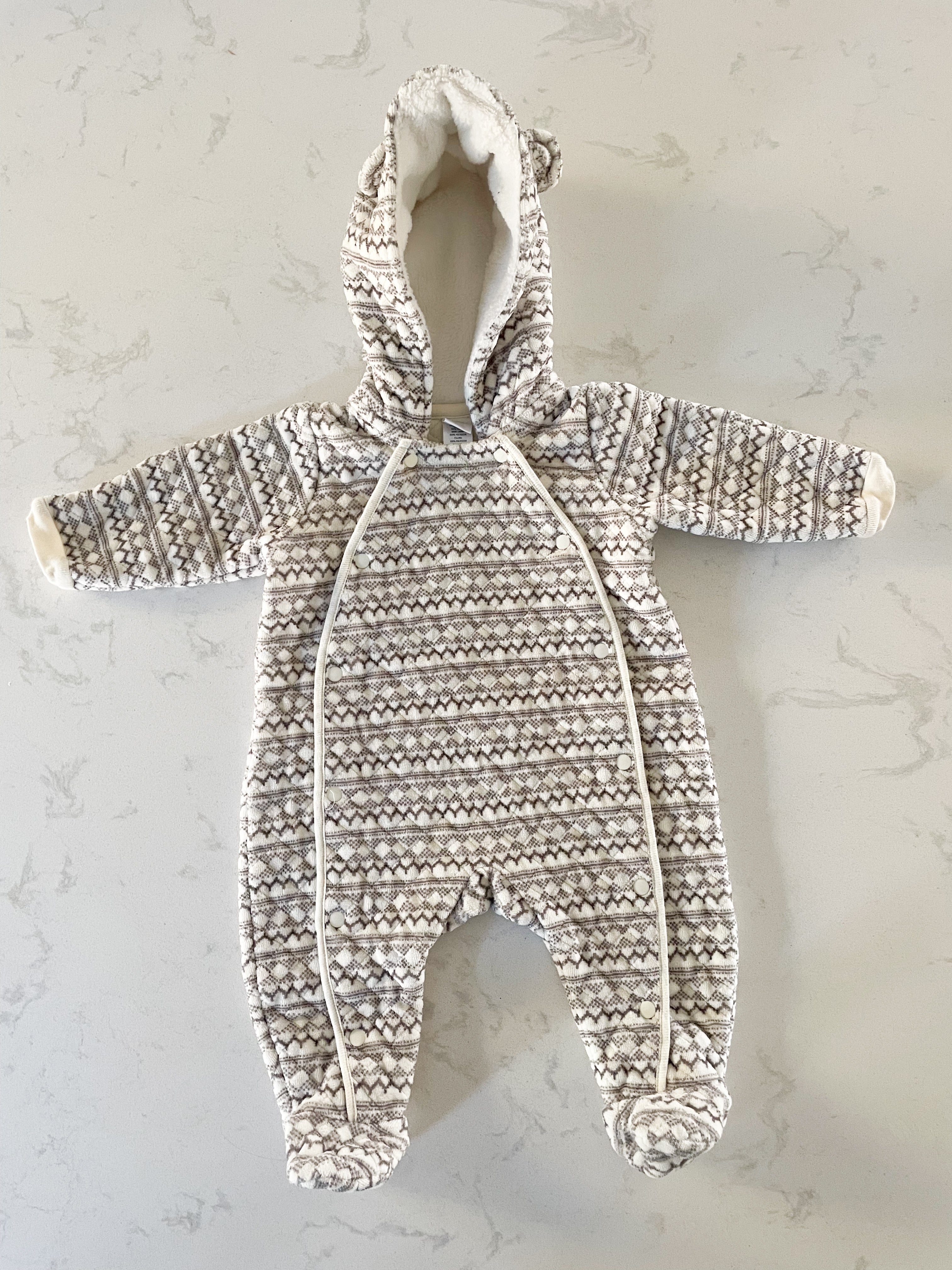 Nordstrom Baby- 6 months- GUC- cream and grey patterned bunting suit