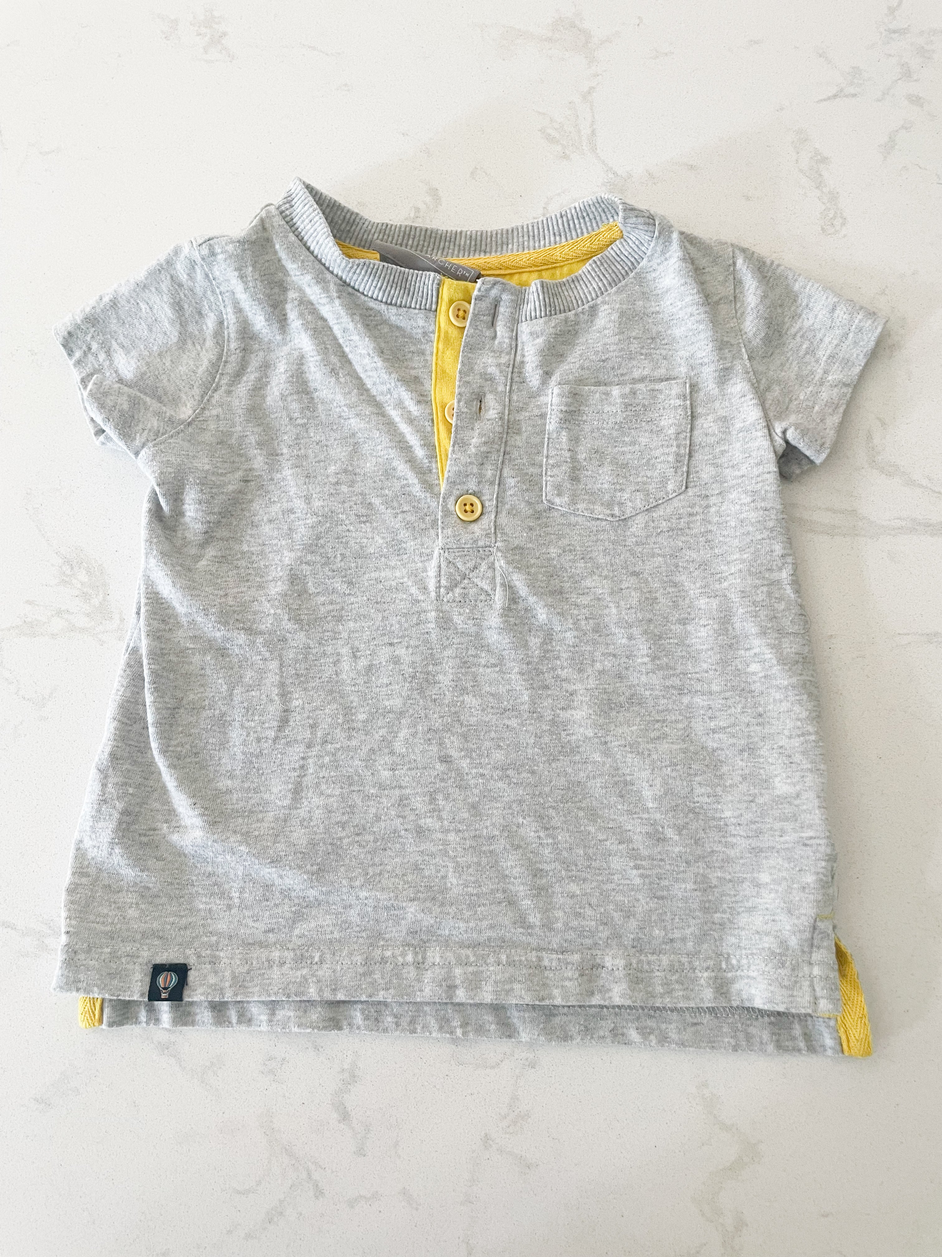 Jarvis and Archer- 2T- GUC- light grey polo with bright yellow accents