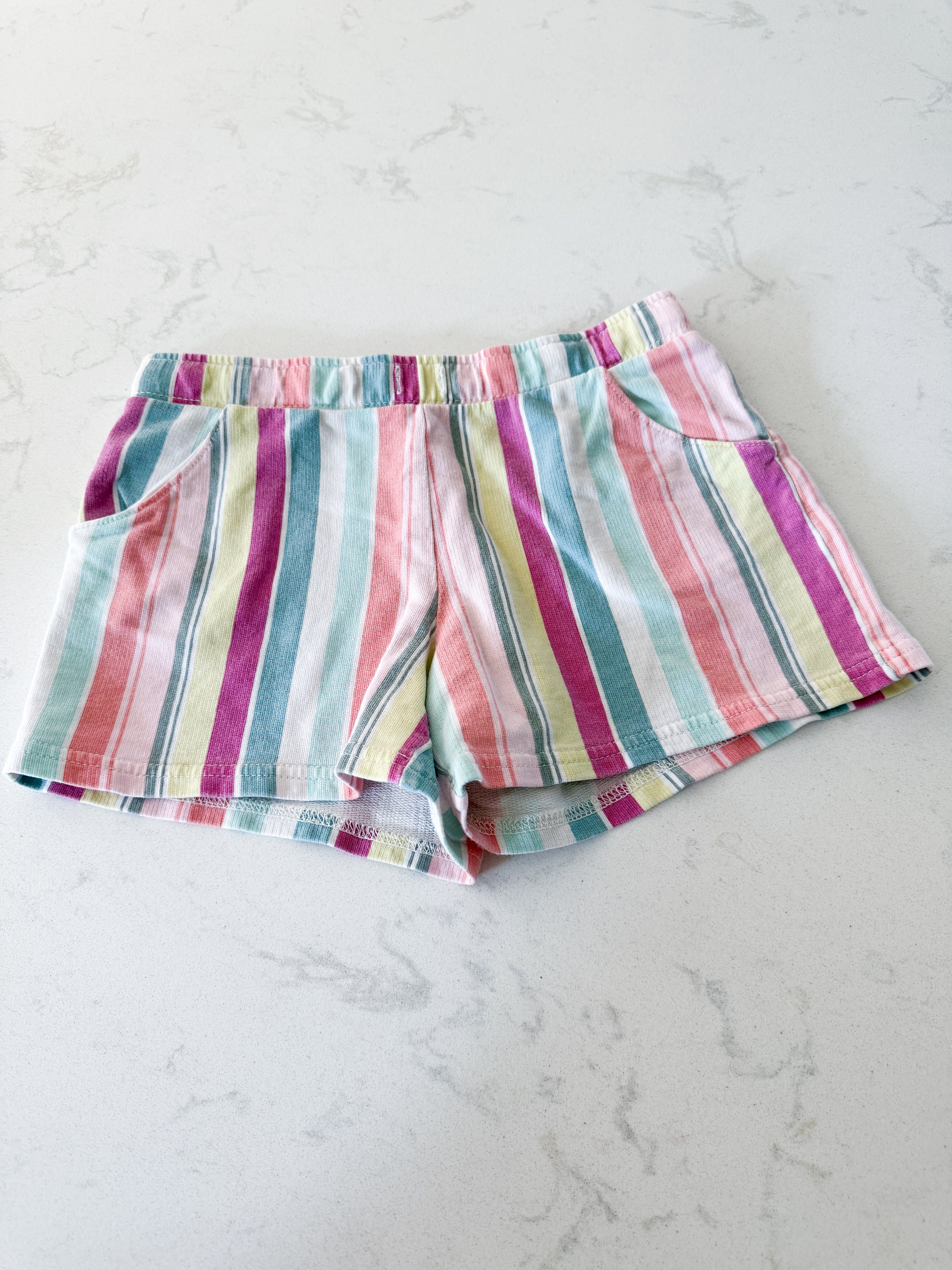 Carters- 8Y- GUC- rainbow striped sweat shorts