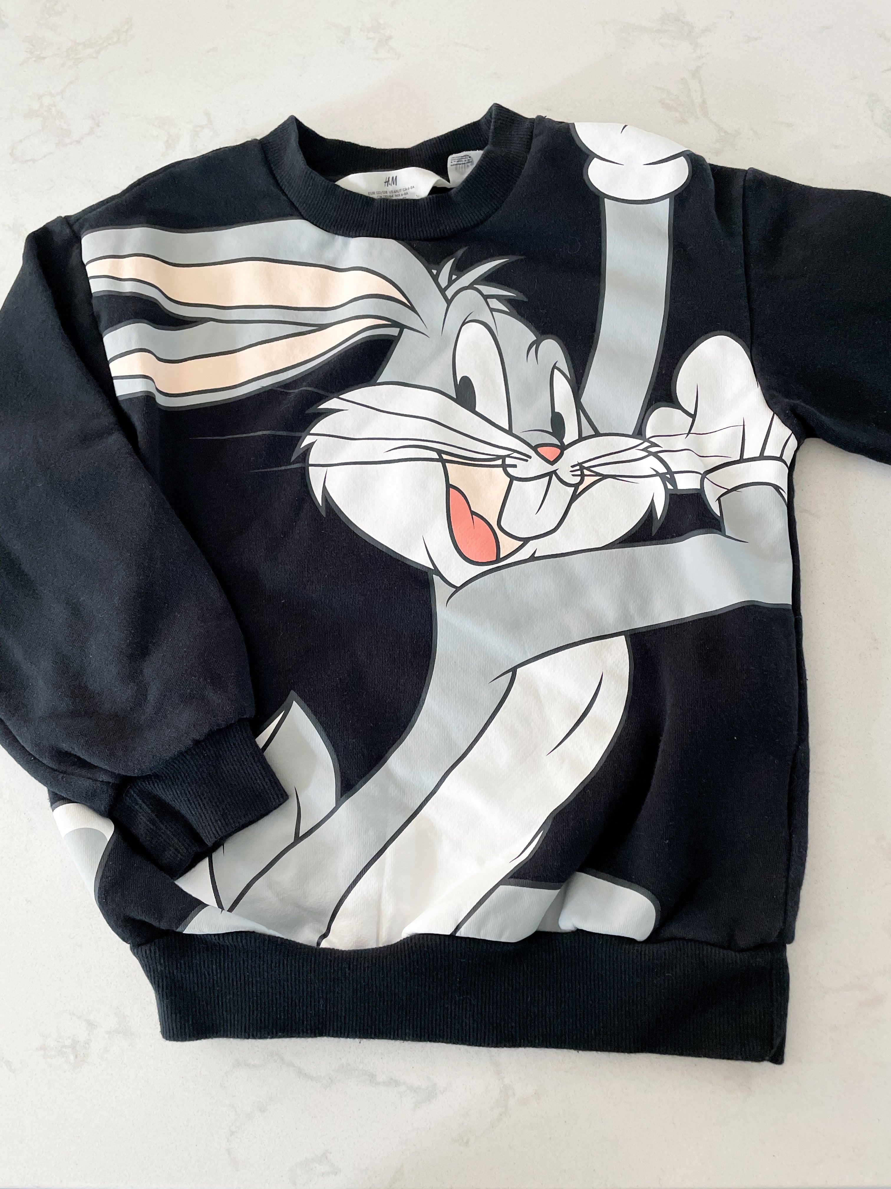 H&M- 6X/7-VGUC- black crewneck with bugs bunny