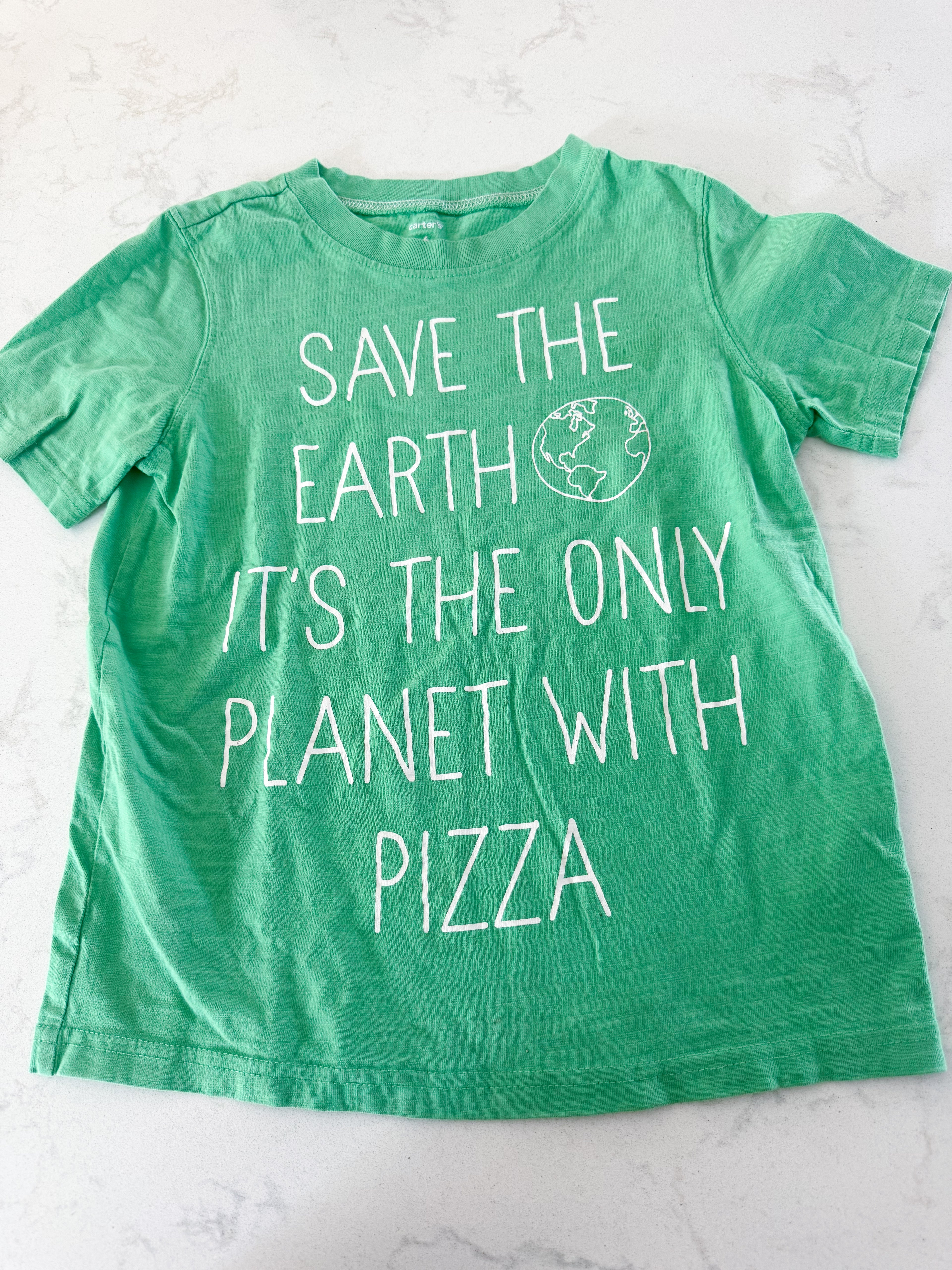 Carters- 6Y- VGUC- Green t shirt with earth pizza quote