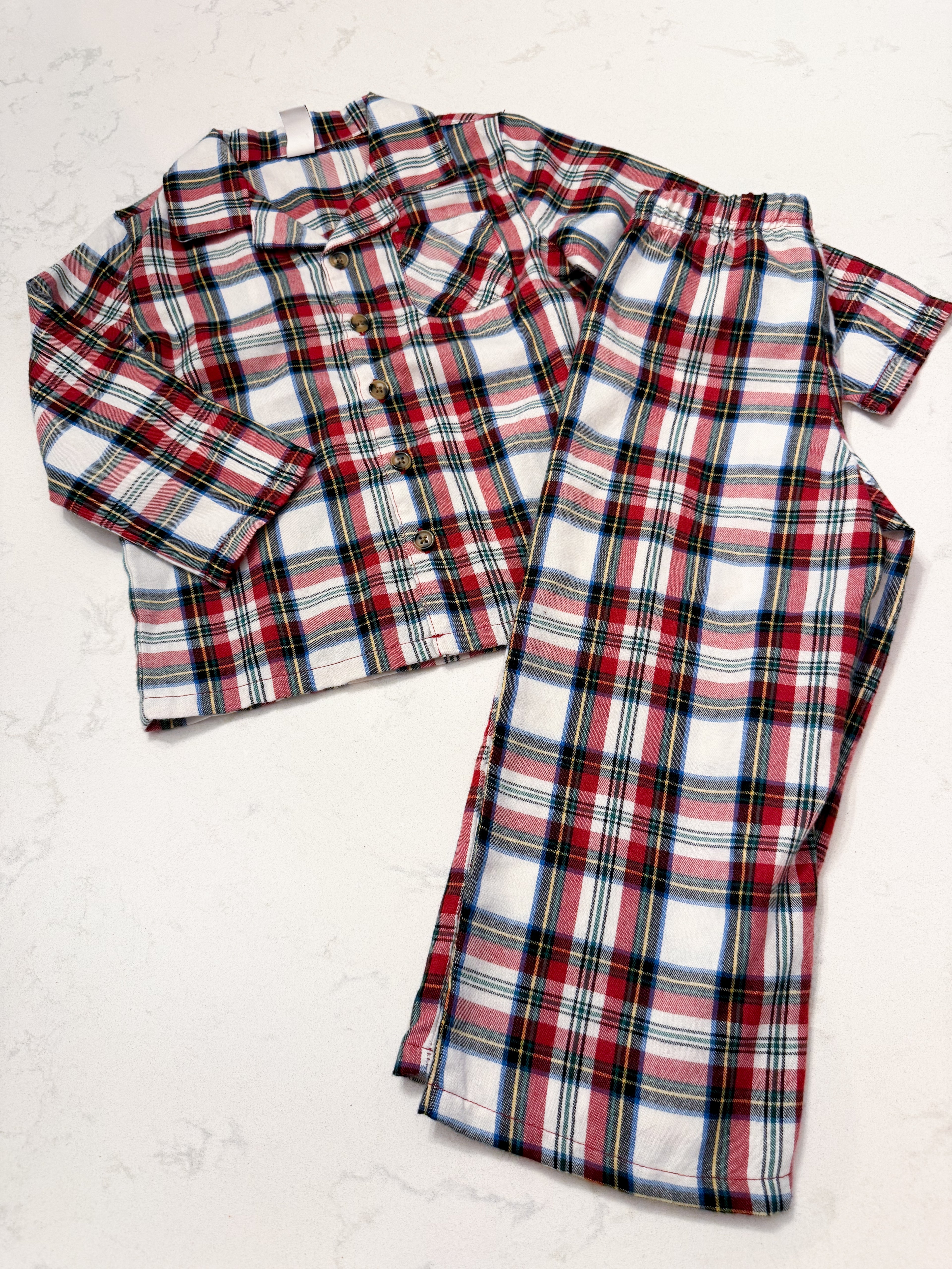 Old Navy- fits 4-5Y- GUC- dark red plaid jammies