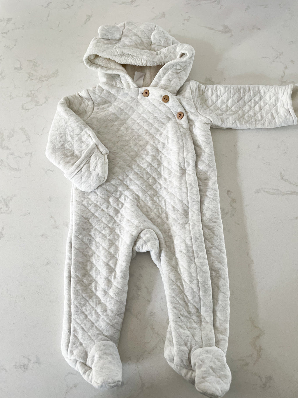 Carter’s-6m-GUC-light grey quilted bunting suit