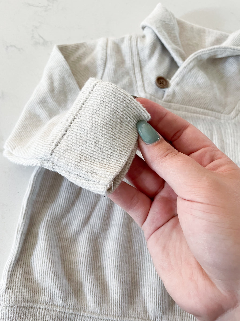 Old Navy-18-24m-GUC-cream high neck sweater