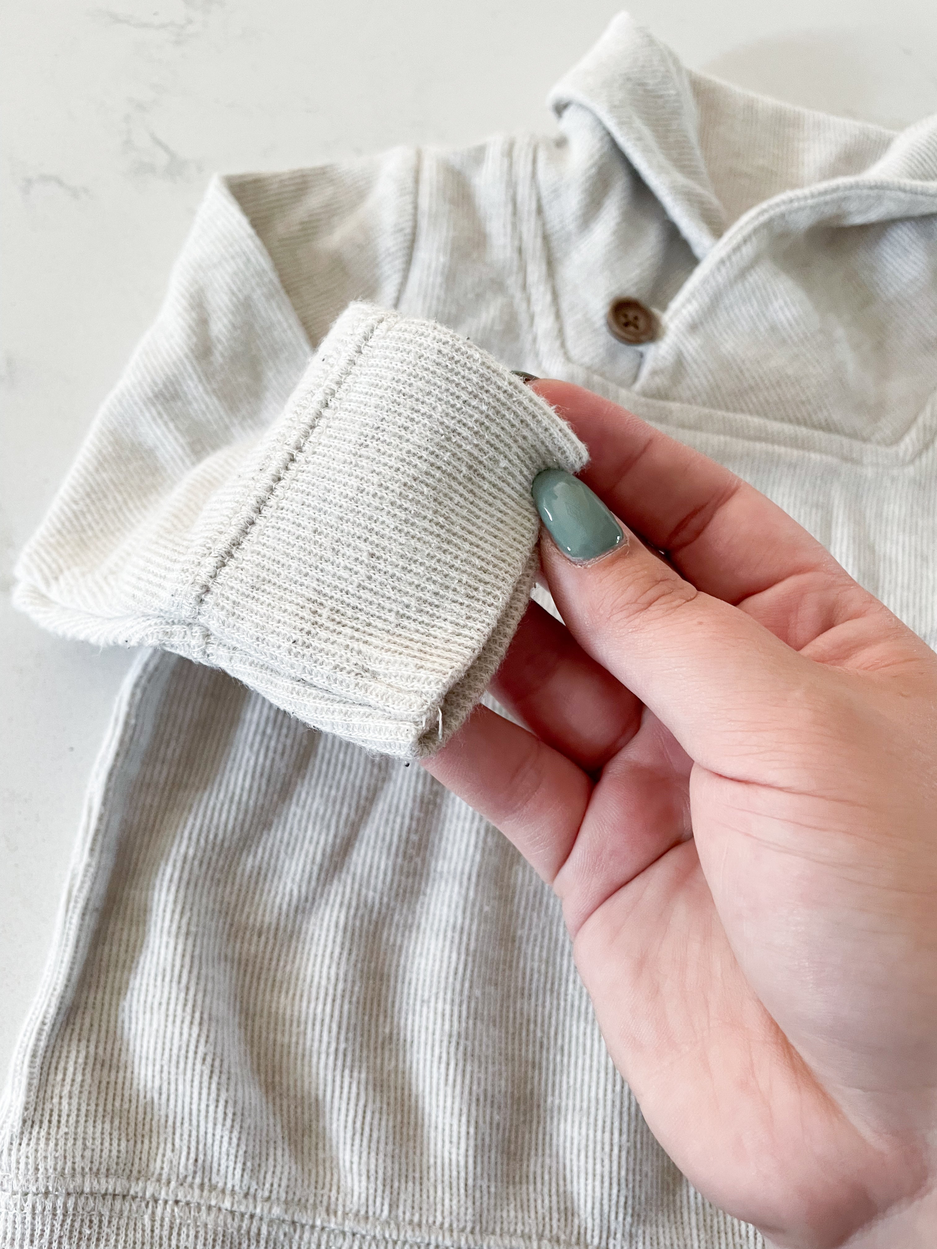 Old Navy-18-24m-GUC-cream high neck sweater