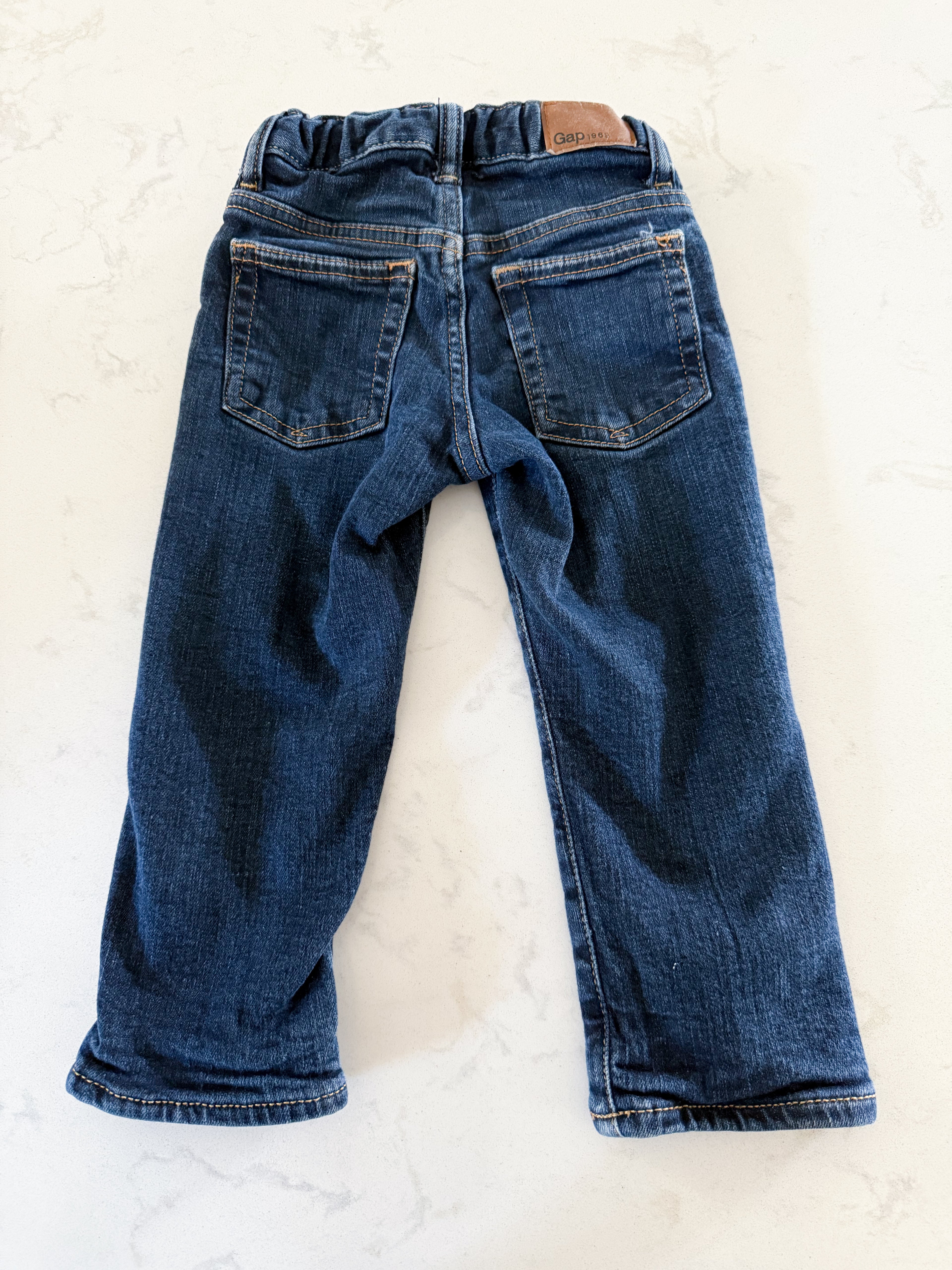 Gap- 2T- GUC- cotton lined adjustable waist jeans