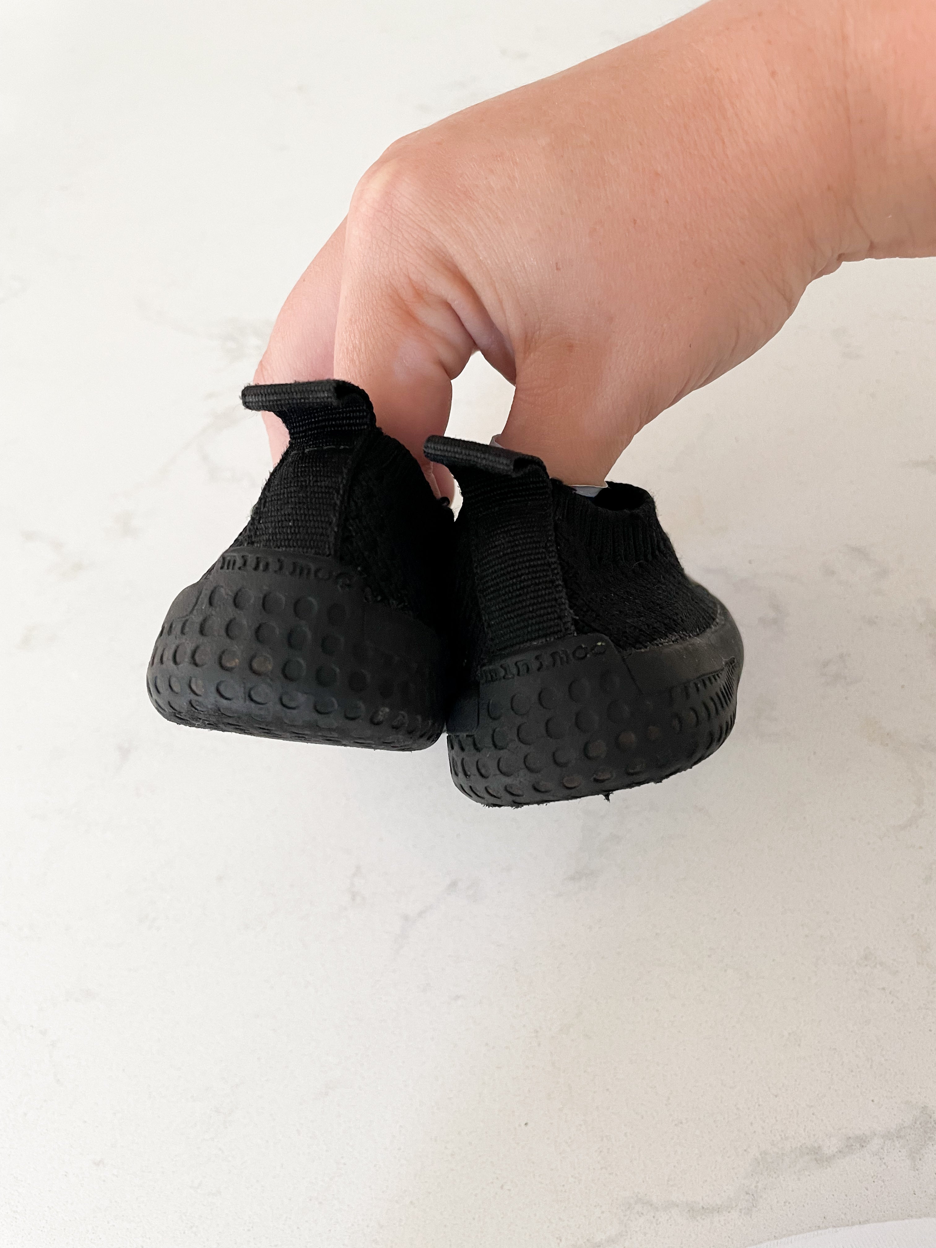 Minimoc-5C- slip on black shoes