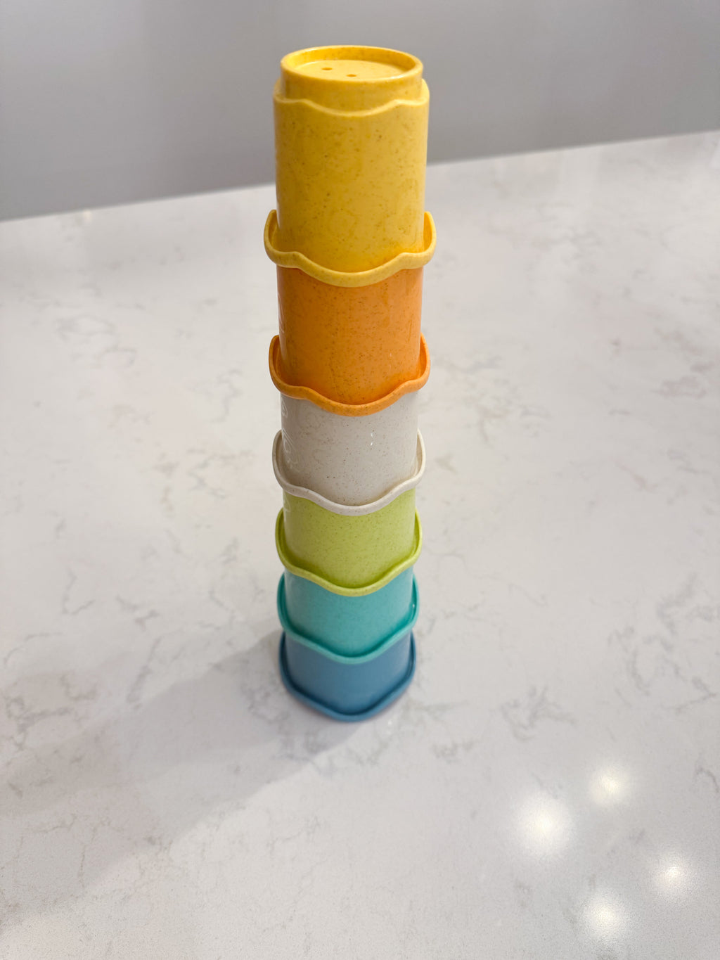 Stackable cups- VGUC