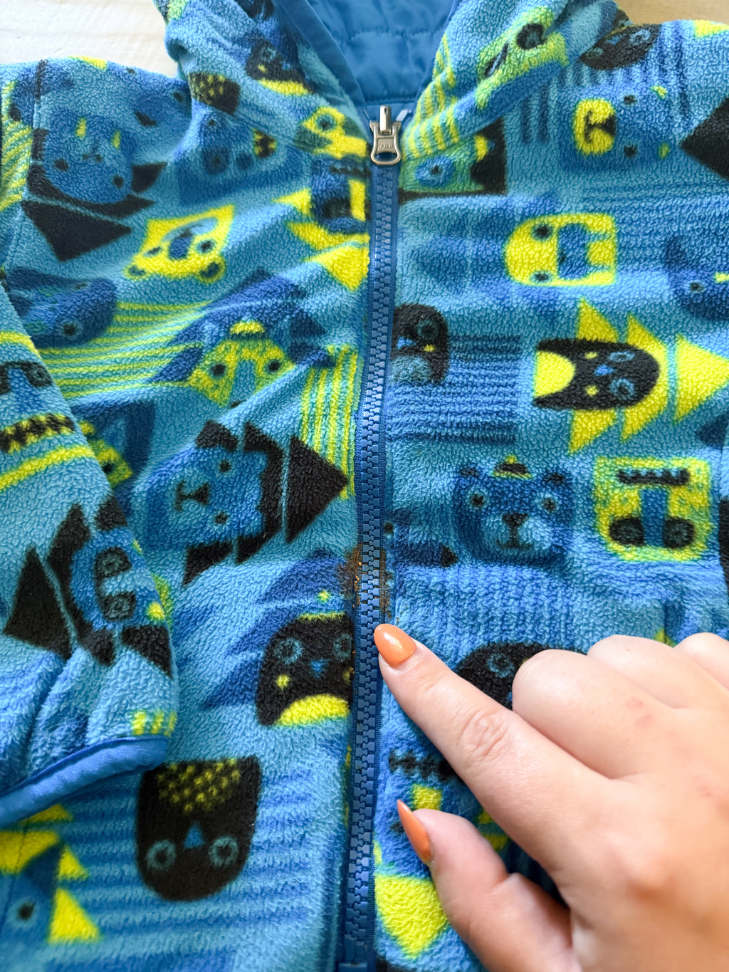 Columbia- 2T- PLAY- blue quilted reversible jacket with patterned fleece