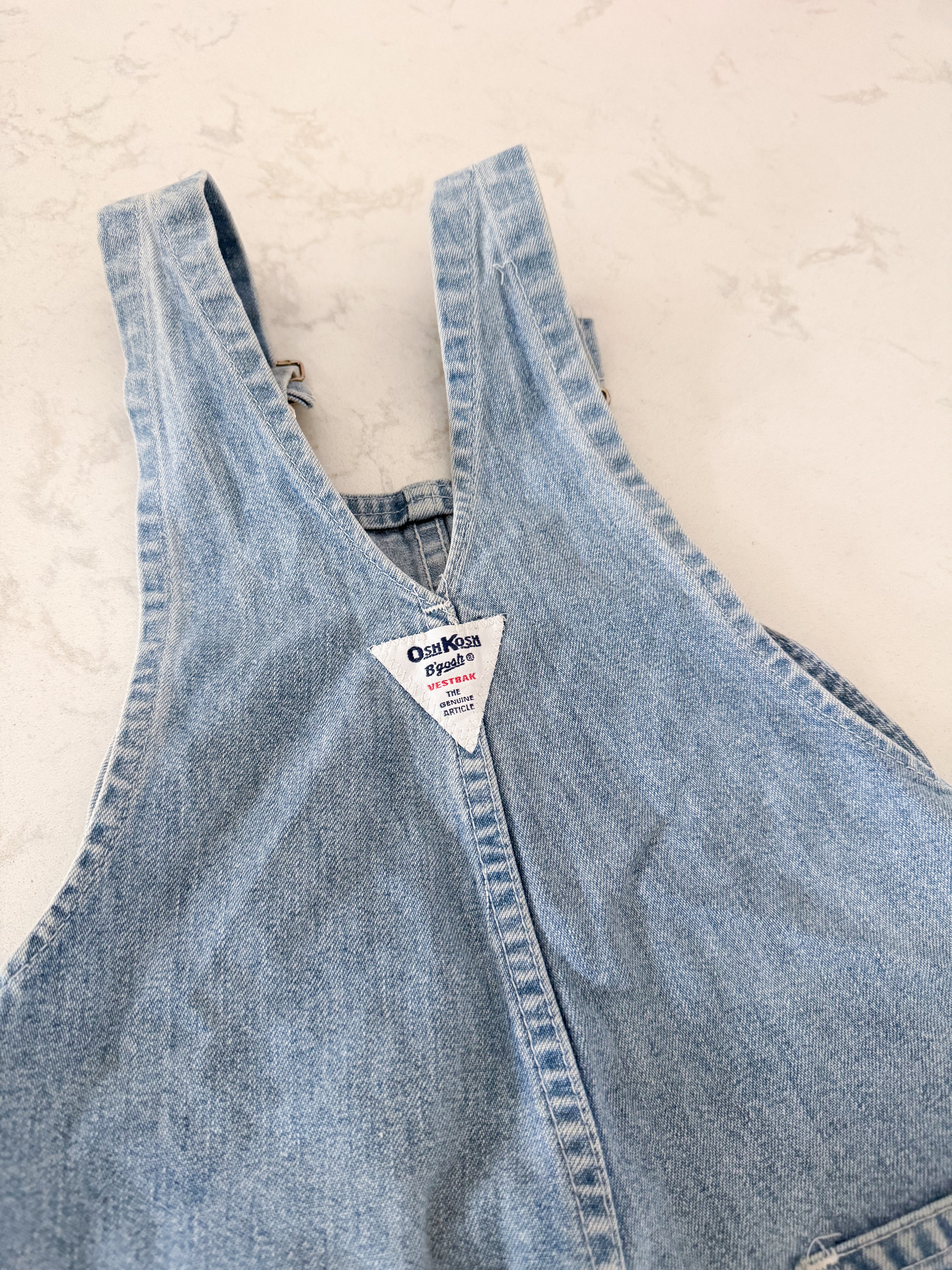 Oshkosh (1988-1993)- 6Y- PLAY- vintage Jean short overalls