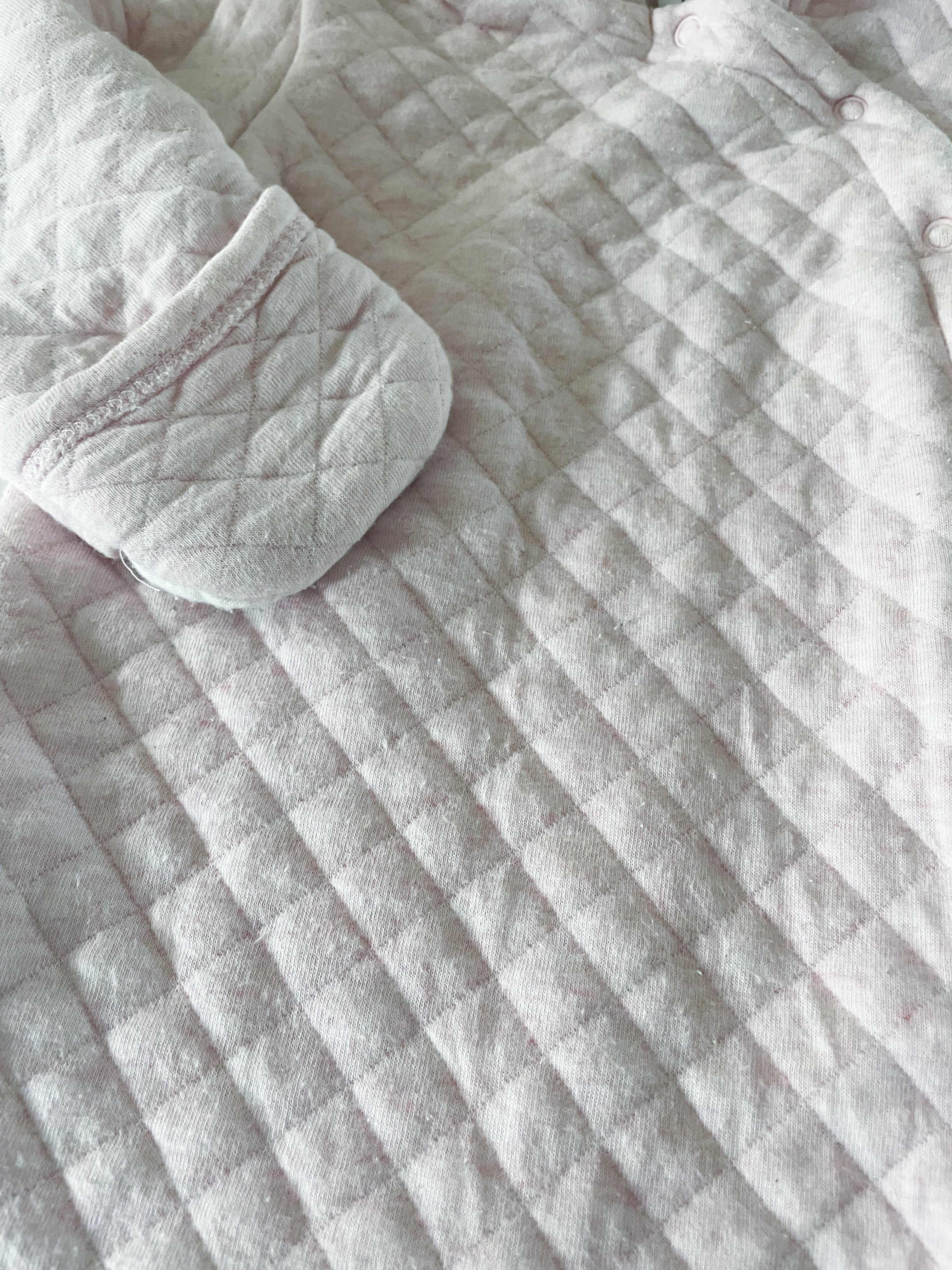 Carter’s- 9m-GUC-light pink quilted footie bunting suit
