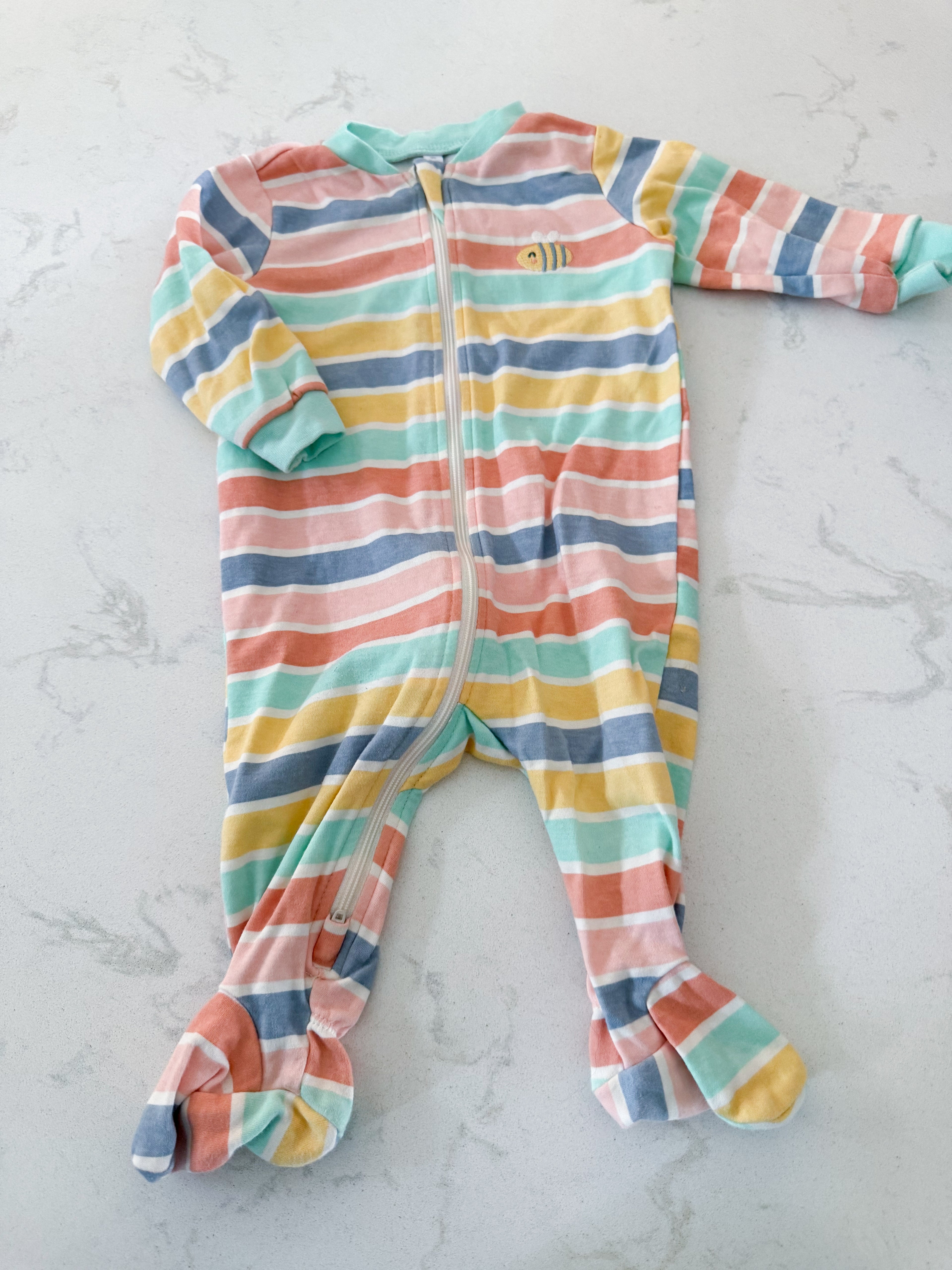 Pekkle- 6m- VGUC- pastel striped footie Jammies with embroidered bee