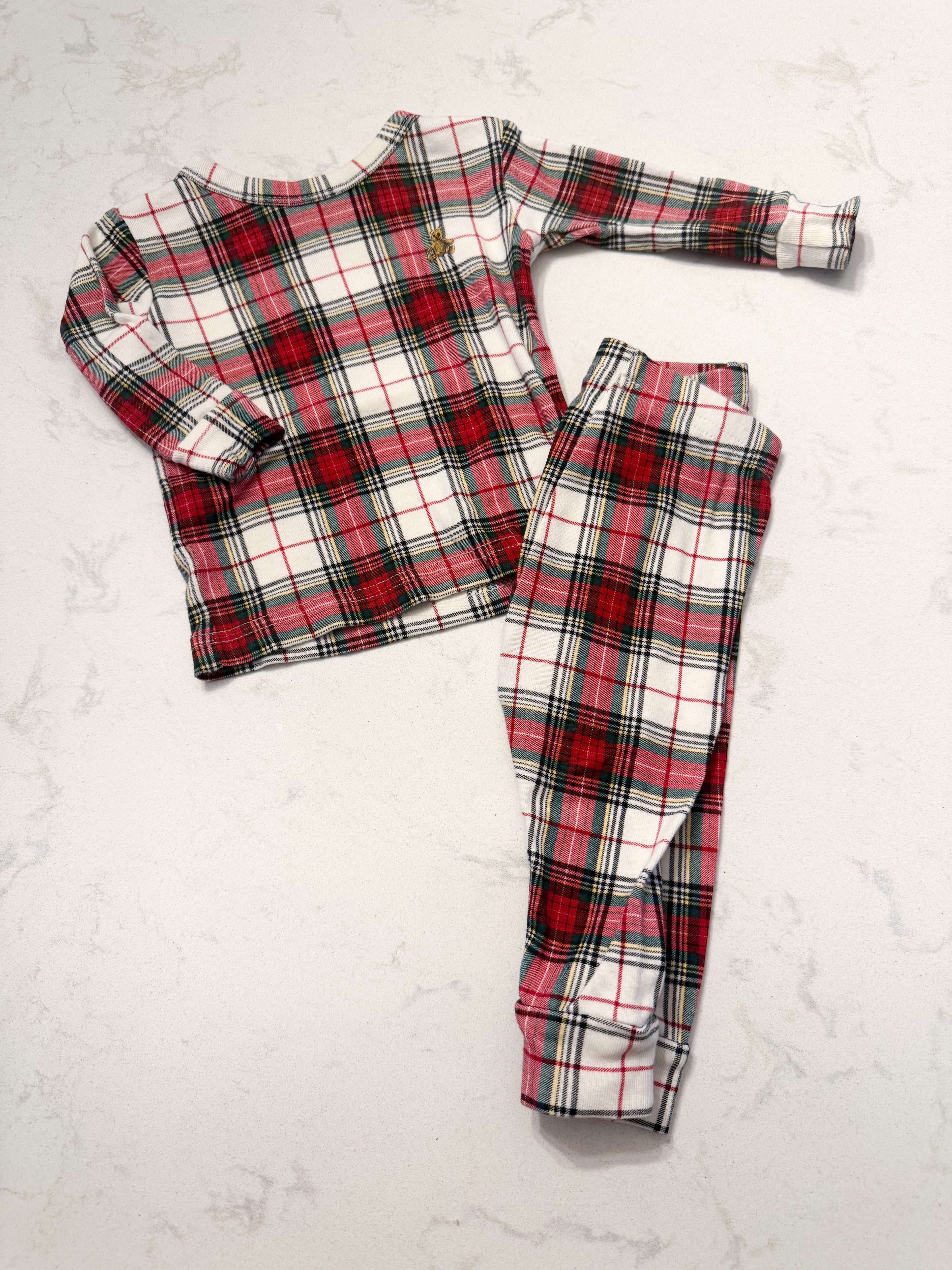 Gap- 3-6m- VGUC- red plaid two piece pajamas