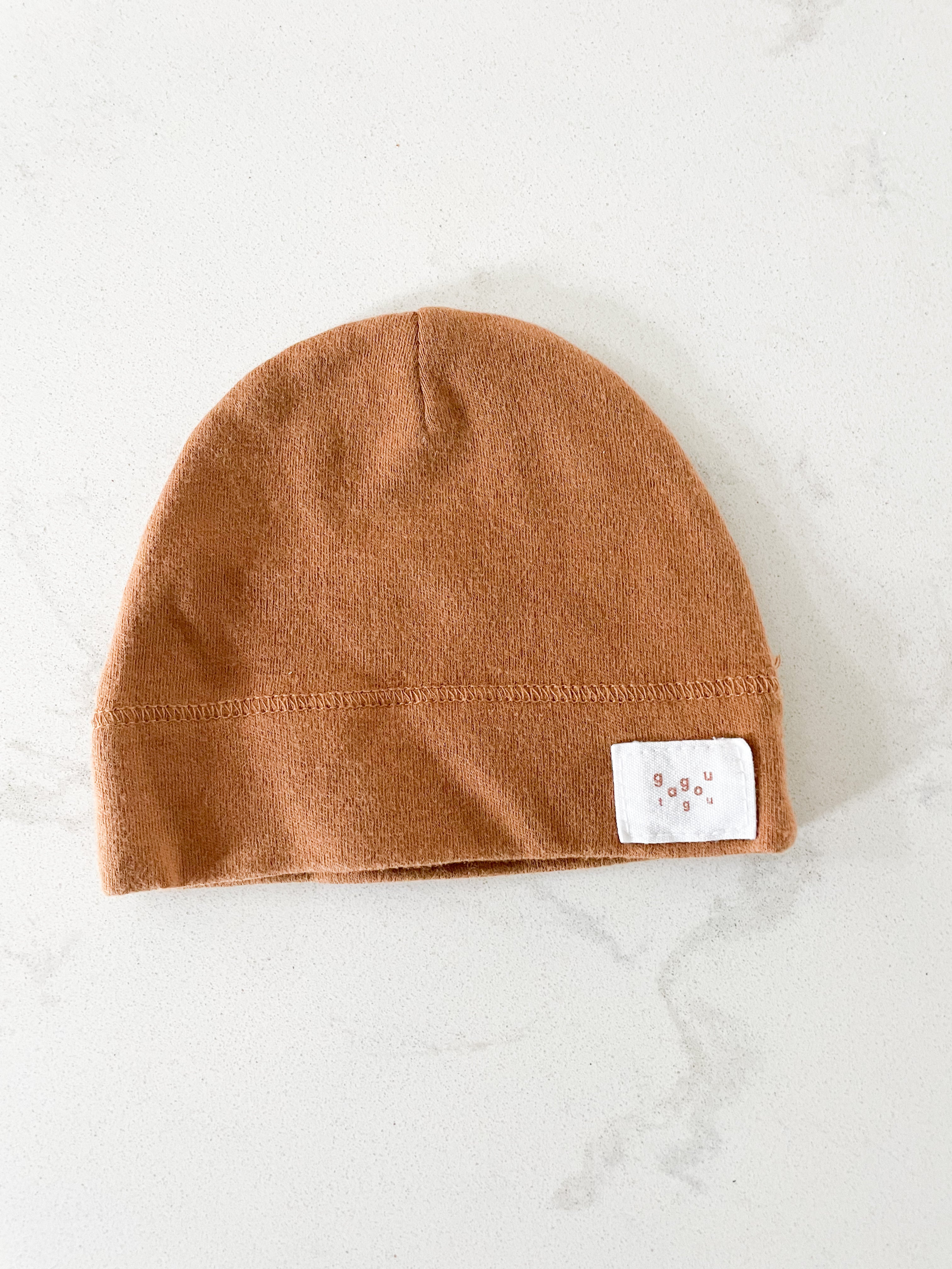 Gagou Tatou- premie- Brown thin beanie