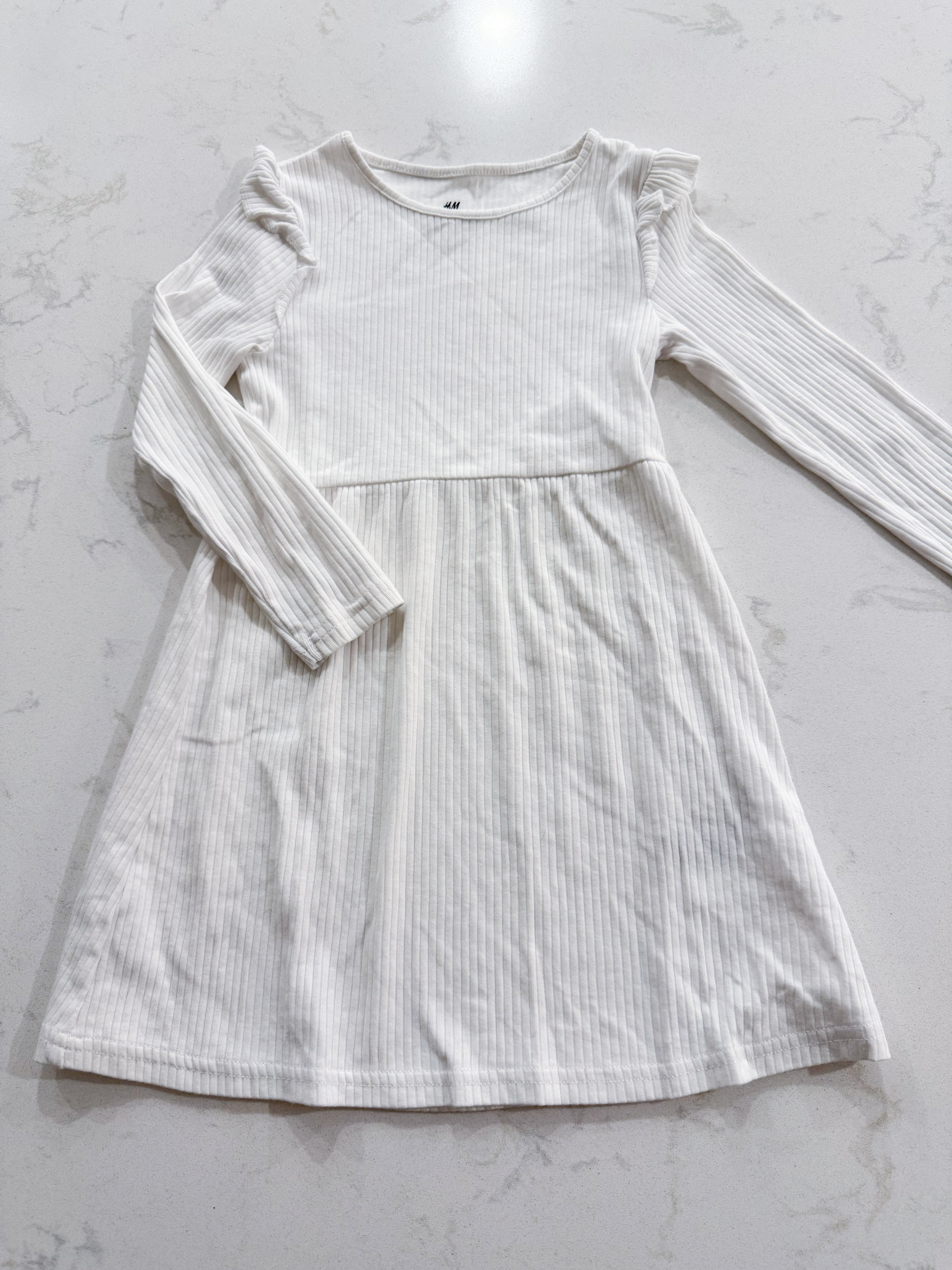 H&M- 3/4T- VGUC- white ribbed long sleeve dress