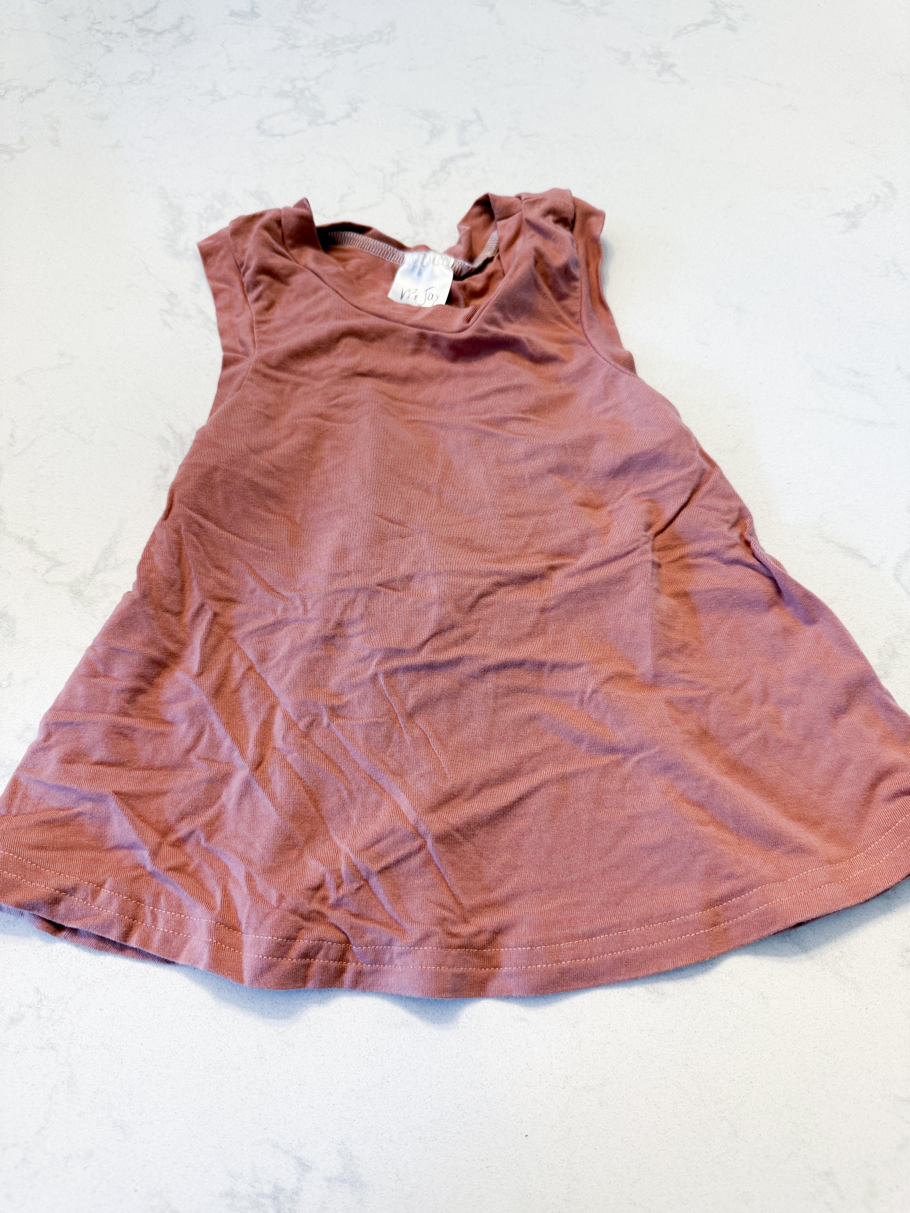 Vi and Jax- 4-5Y- VGUC- creamy rust brown bamboo tank