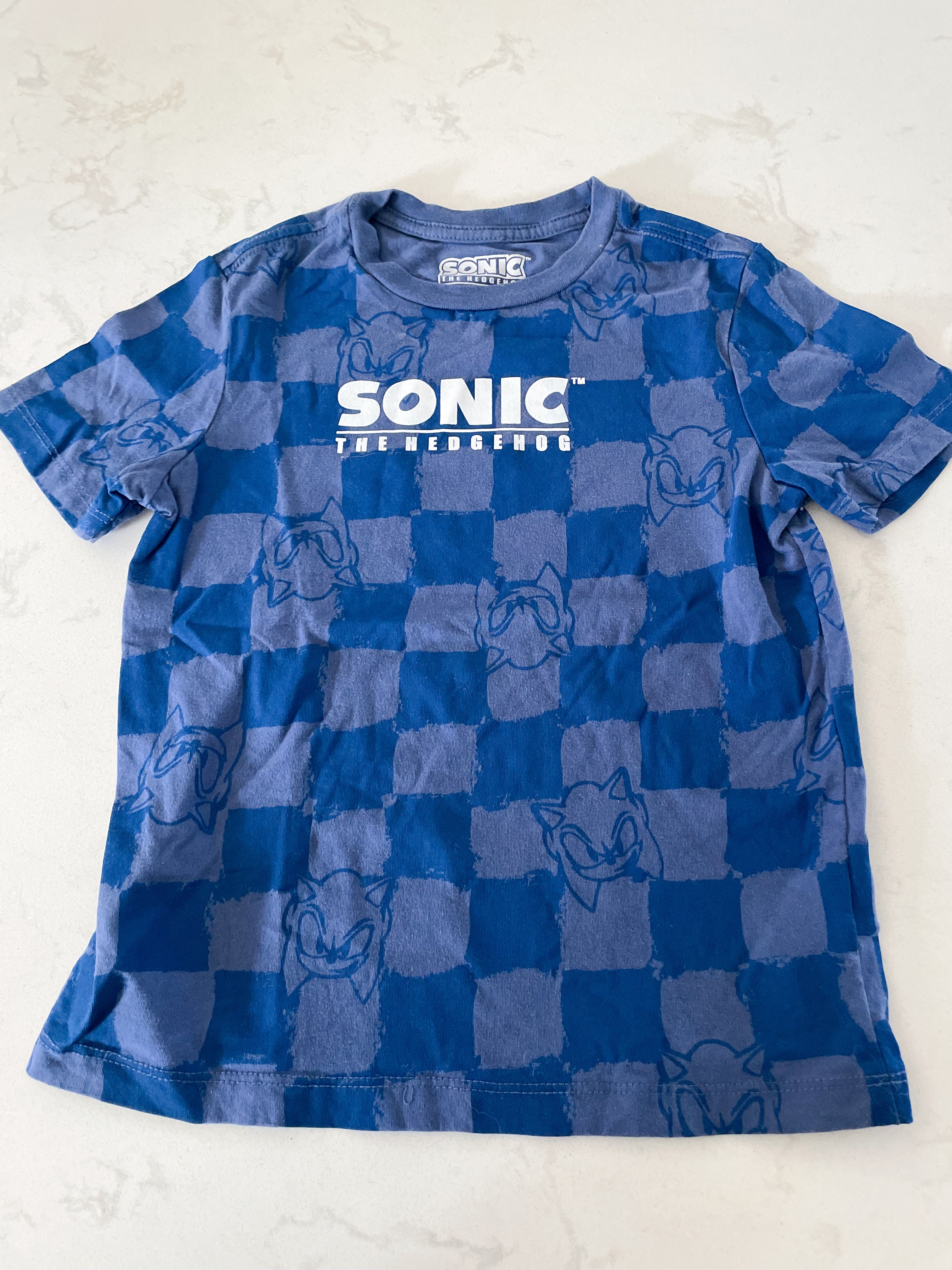 Sonic the Hedgehog-7/8Y- VGUC- blue checkered Sonic t shirt