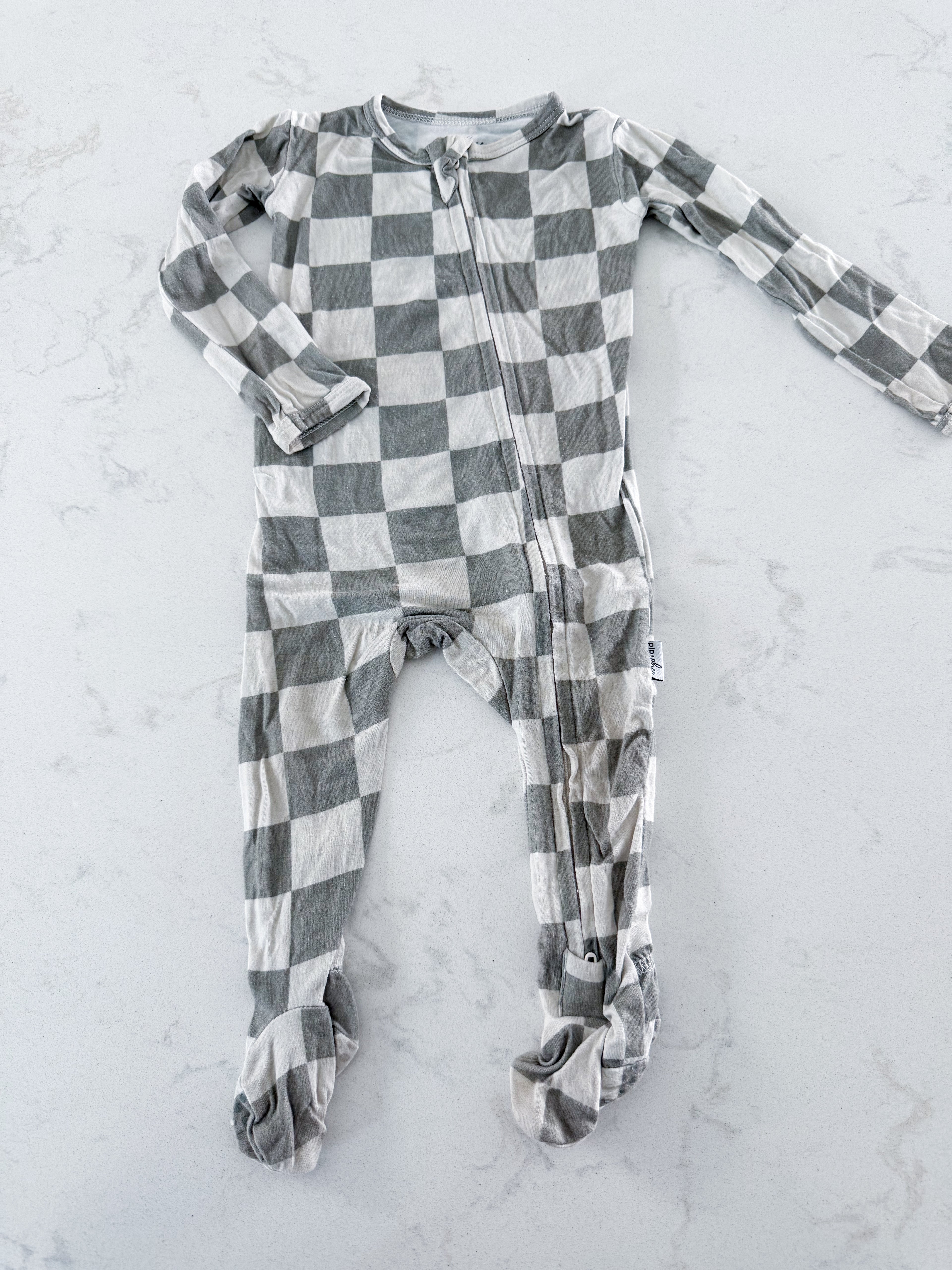 Pip and Phee- 3-6m- PLAY- grey and white checkered footie pajamas
