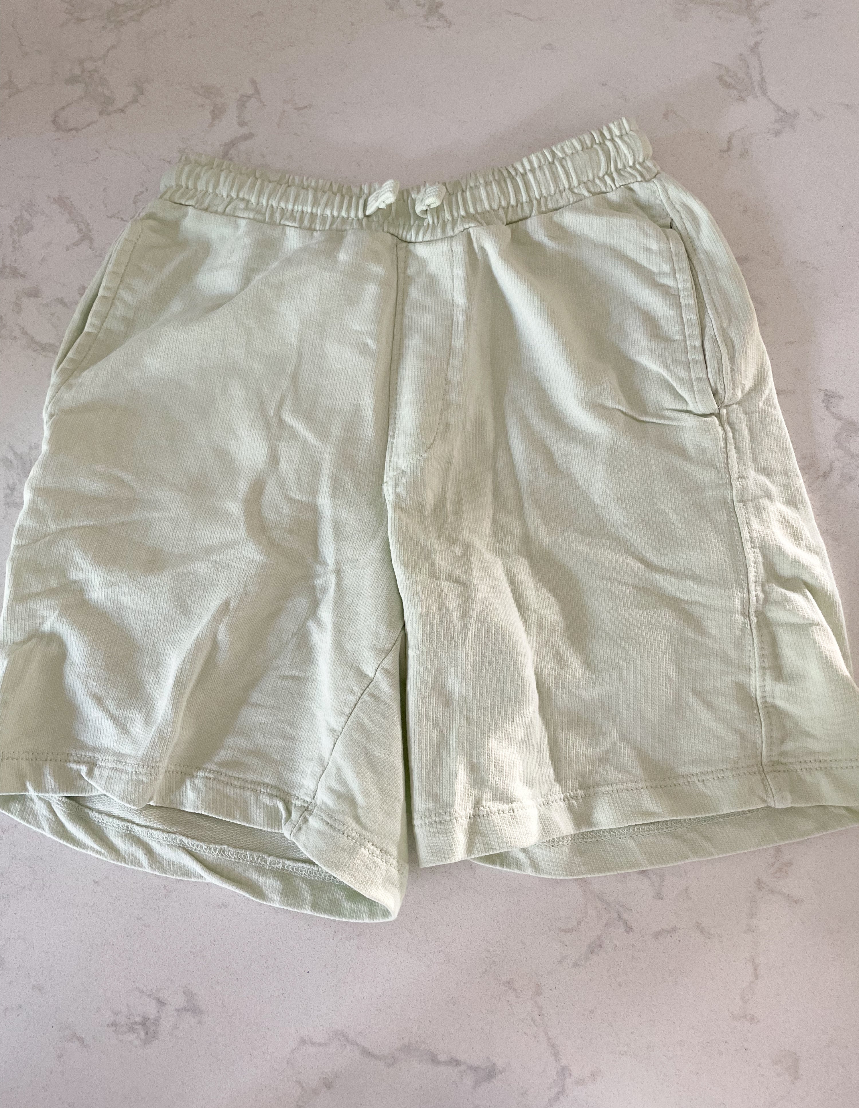 Zara- 10Y- PLAY- light green sweat shorts