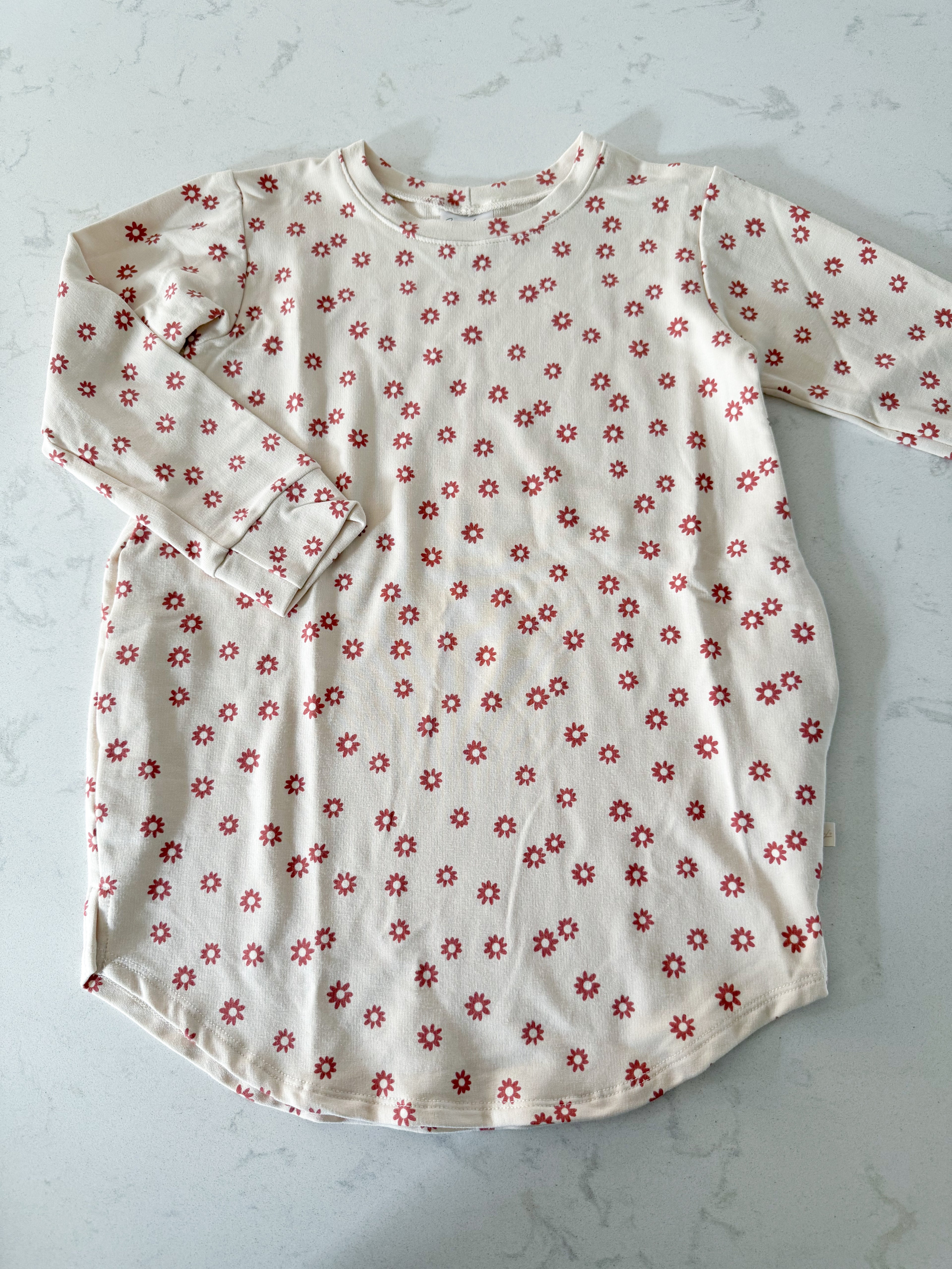 Jax and Lennon- 4-5Y- VGUC- cream sweater dress with red florals