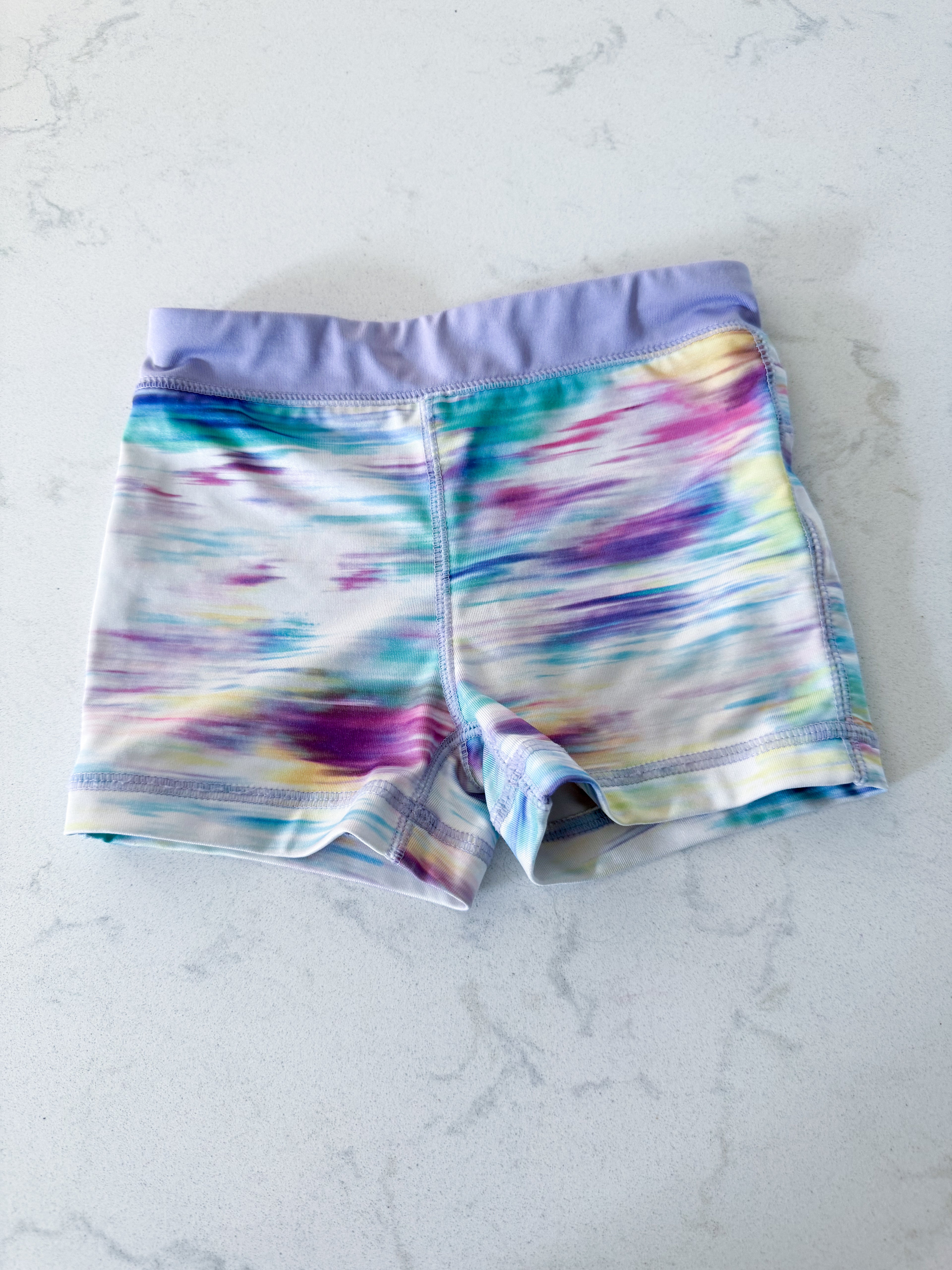 Joe Fresh Active- 3T- VGUC- tie dye stripey pattern spandex athletic shorts