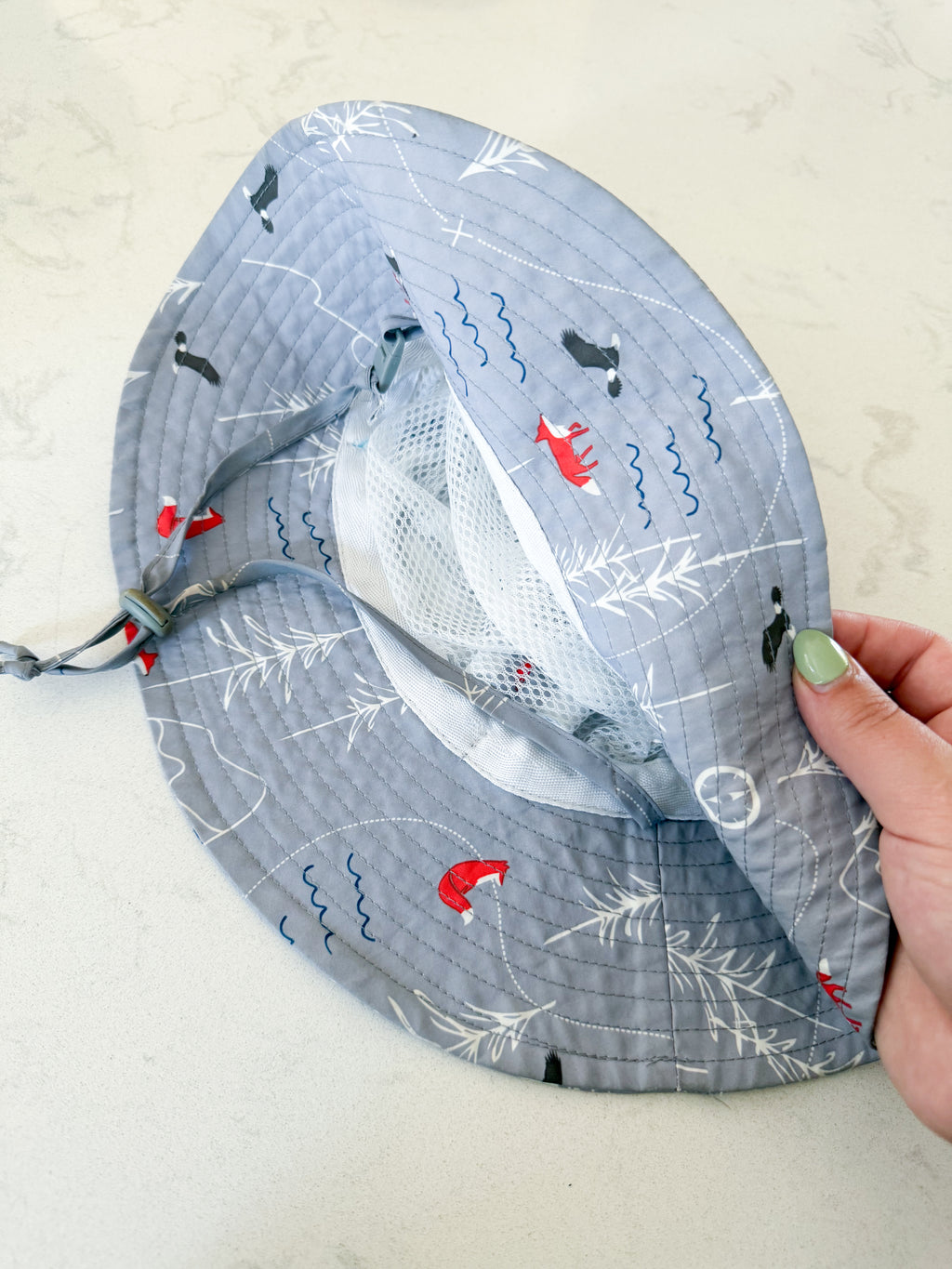 Jan and Jul- L (2-5Y)- VGUC- grey sun hat with little foxes
