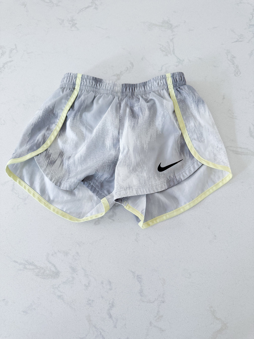 Nike- 3T- VGUC- thin grey with yellow trim flowy sports shorts