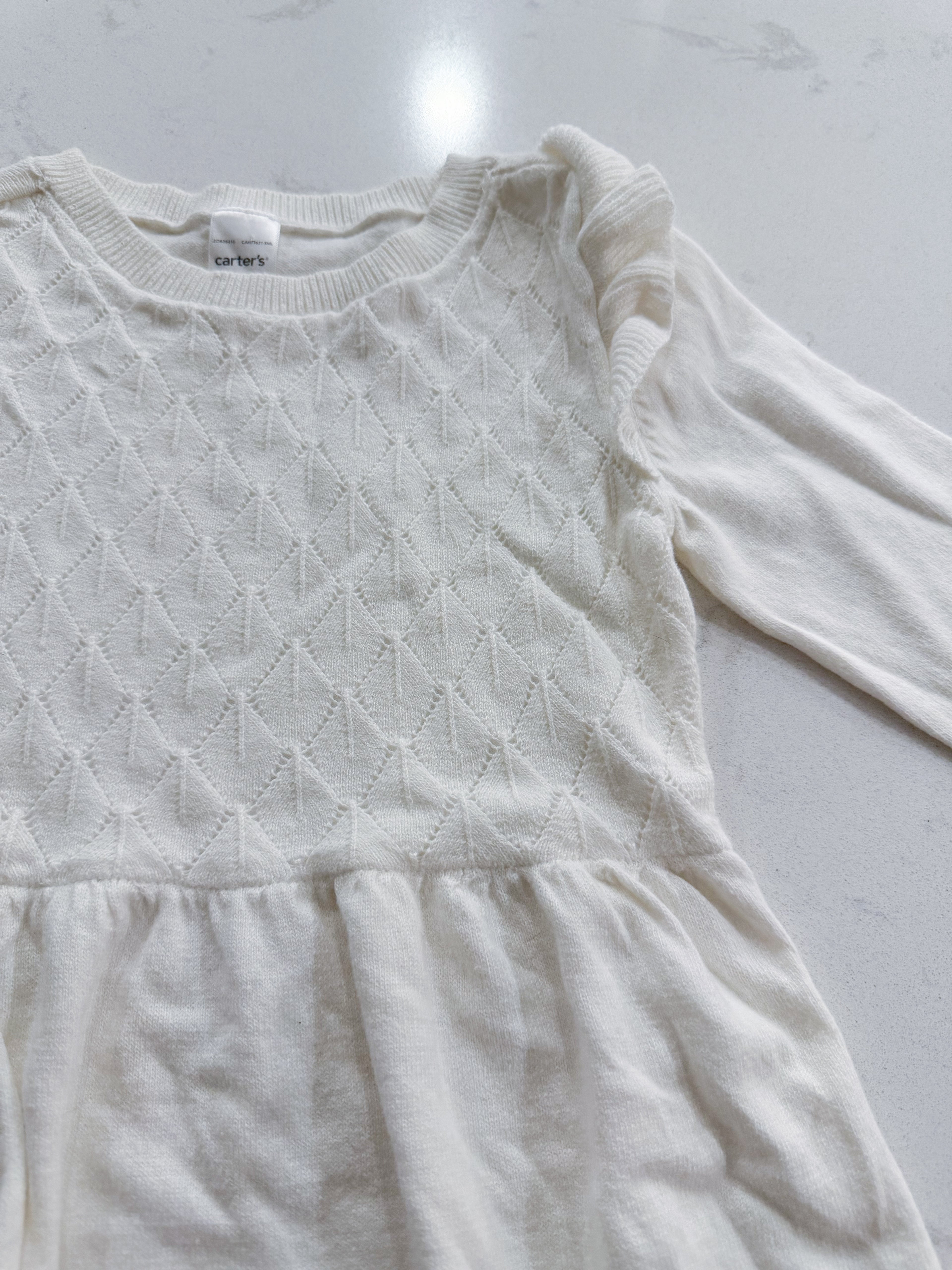 Carter’s- 3T- VGUC- White knit long sleeve dress with ruffles