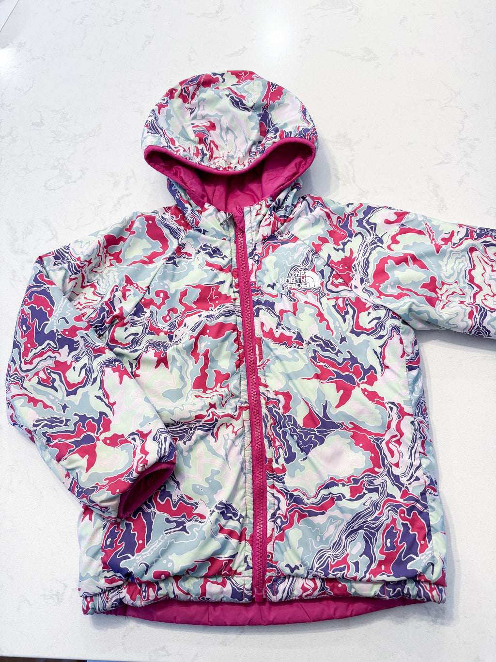 The North Face- 5T- PLAYYYYY- reversible thin spring puffer jacket with pink mint green and purple marbling pattern