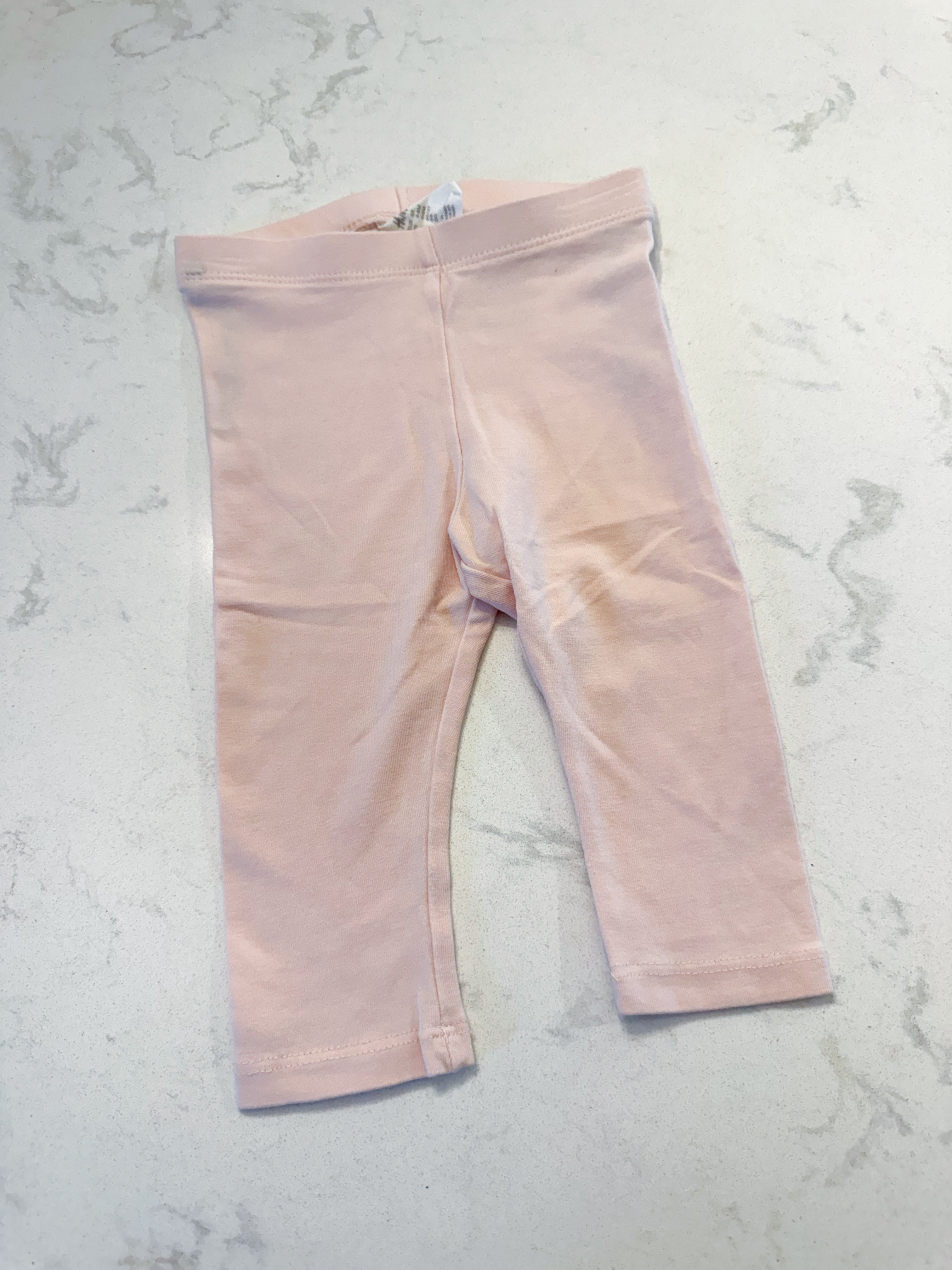 H&M- 4-6m- VGUC- light pink leggings