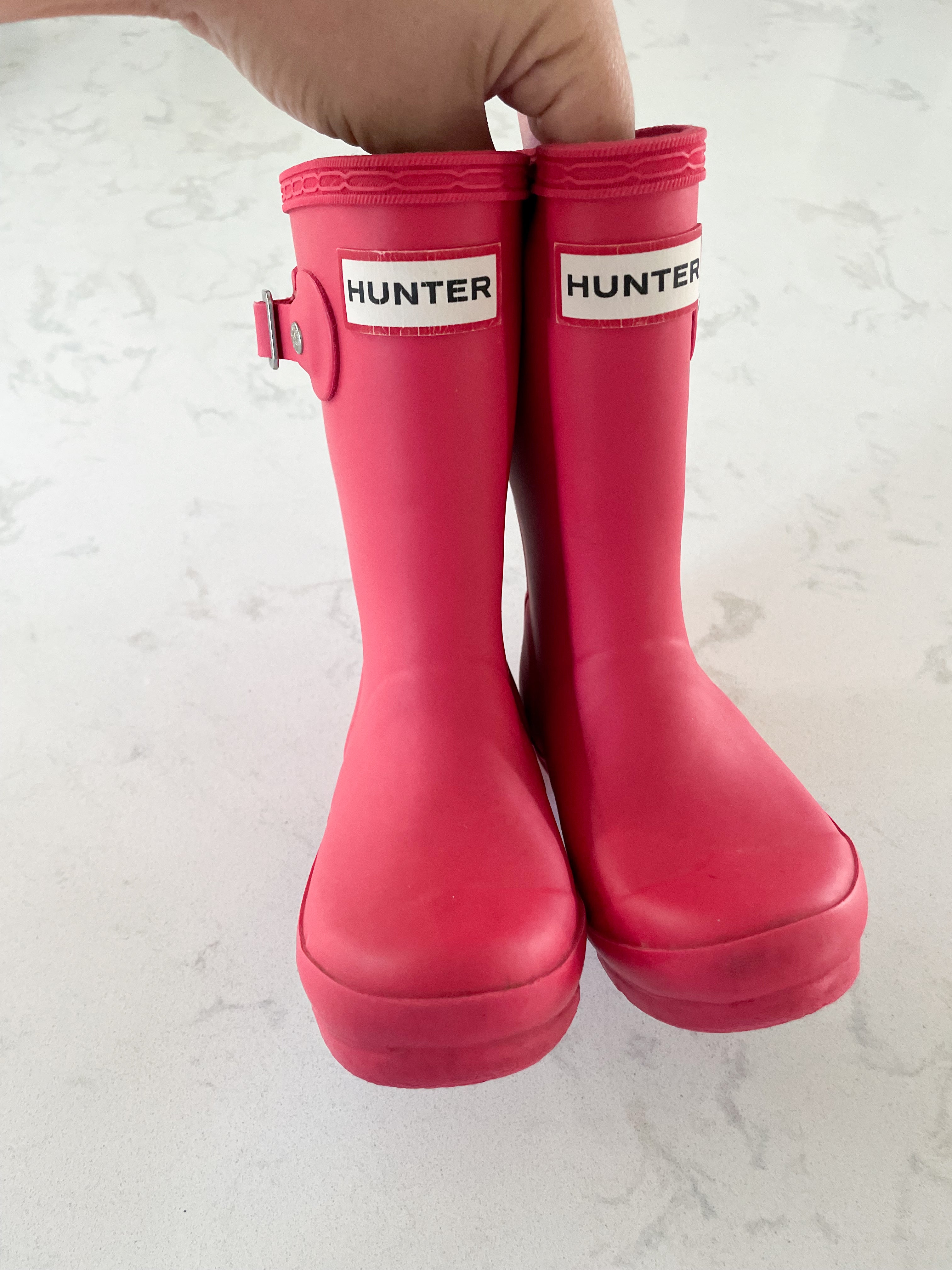 Hunter- 10C- Dark pink rain boots