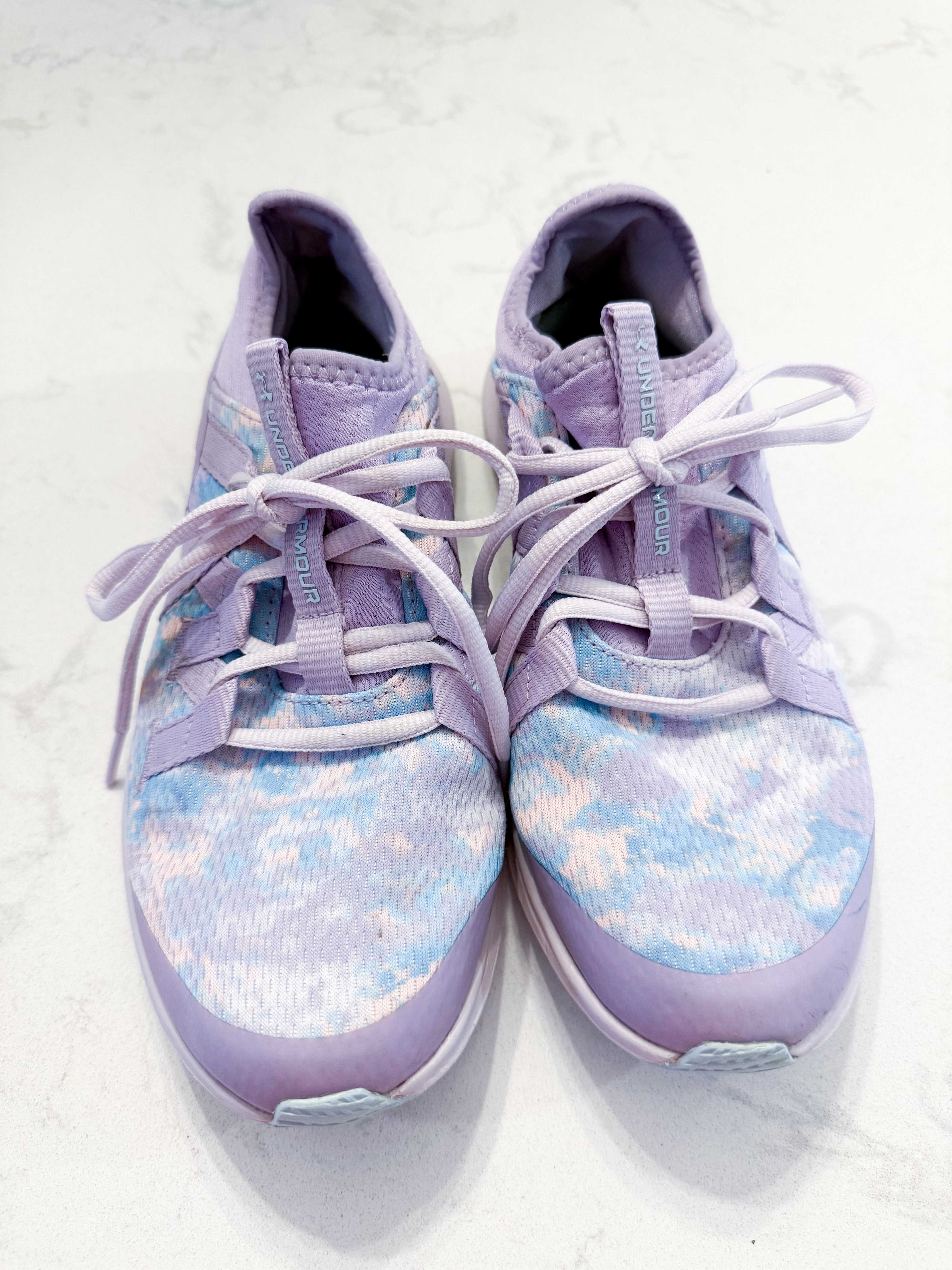 Under Armour- 4.5Y- VGUC- light purple lace up sneakers